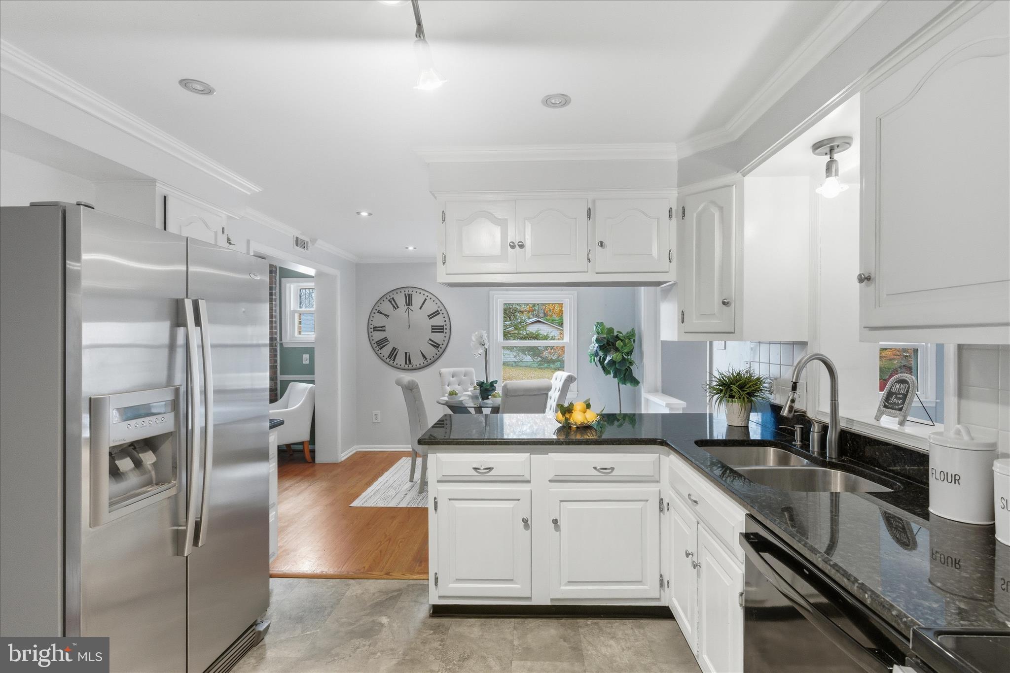 BIRCH MANOR - Residential