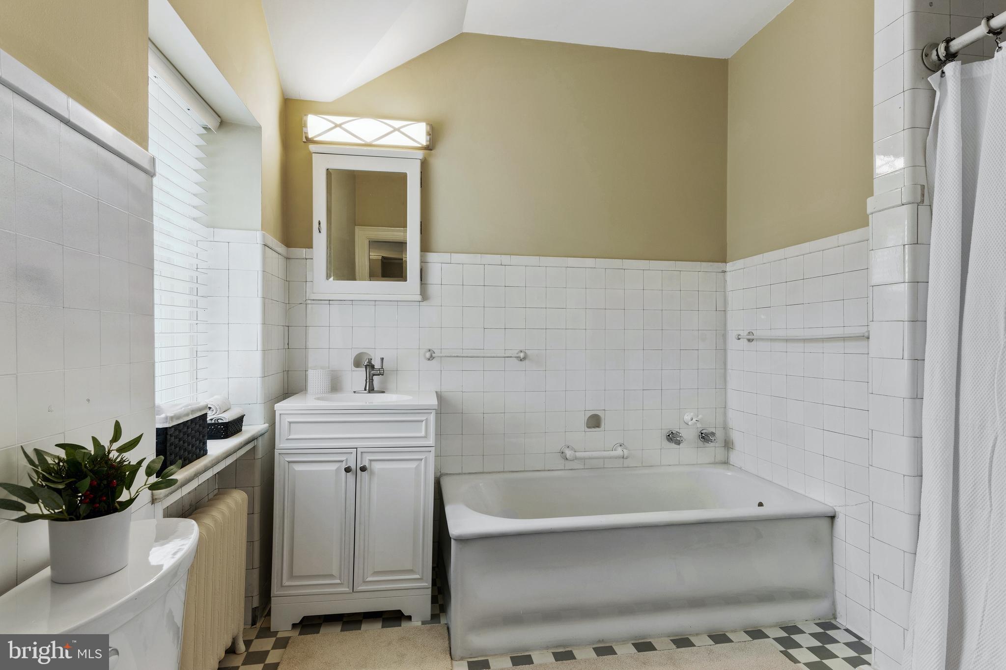 LAVEROCK - Residential