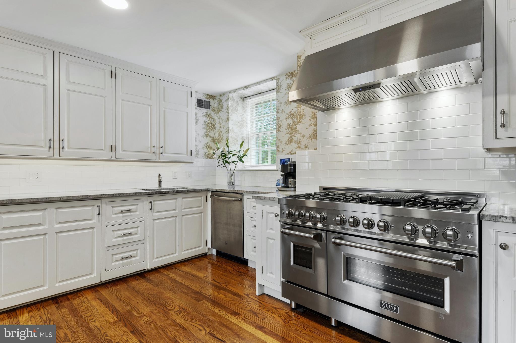 LAVEROCK - Residential