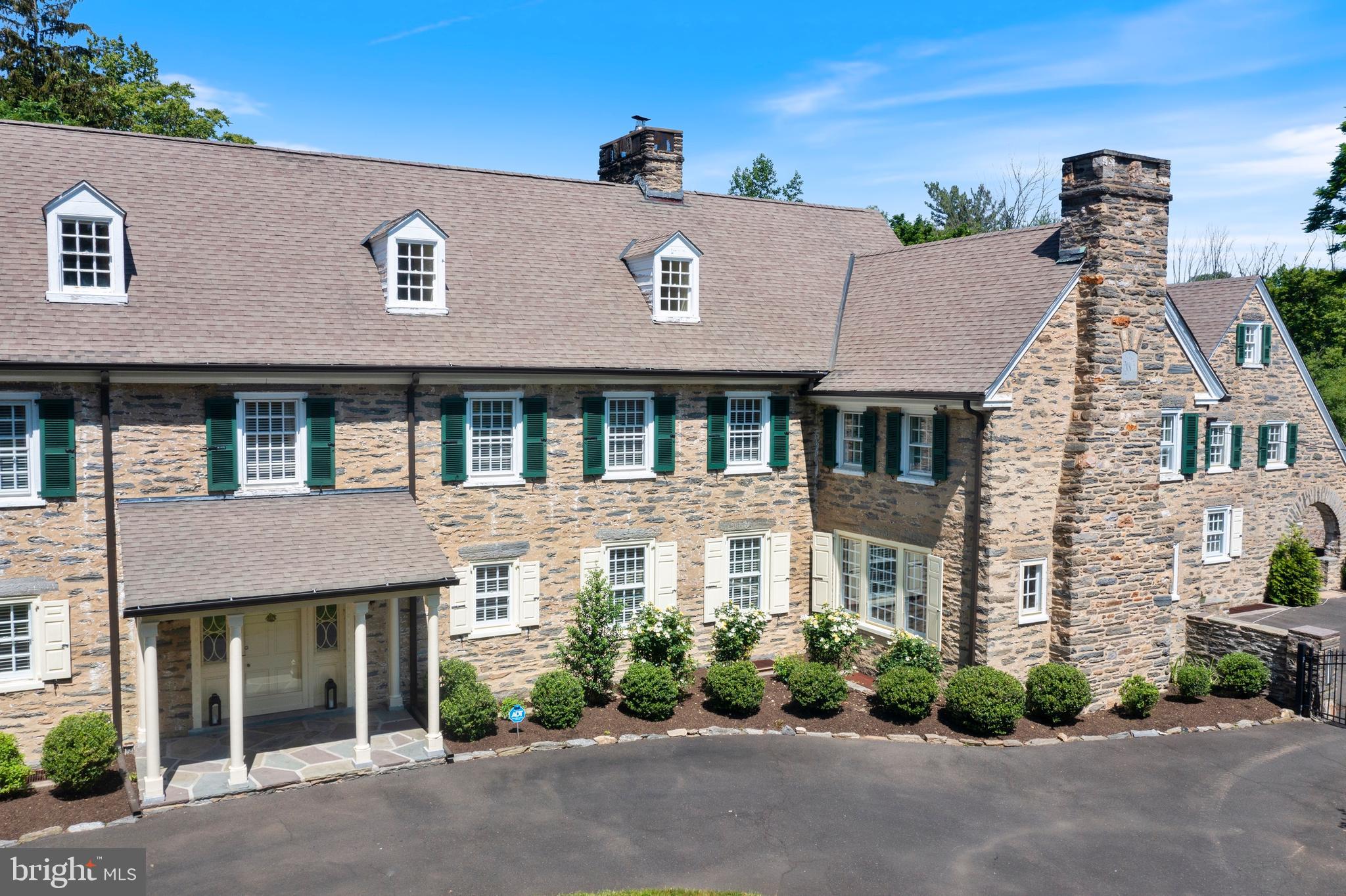 LAVEROCK - Residential