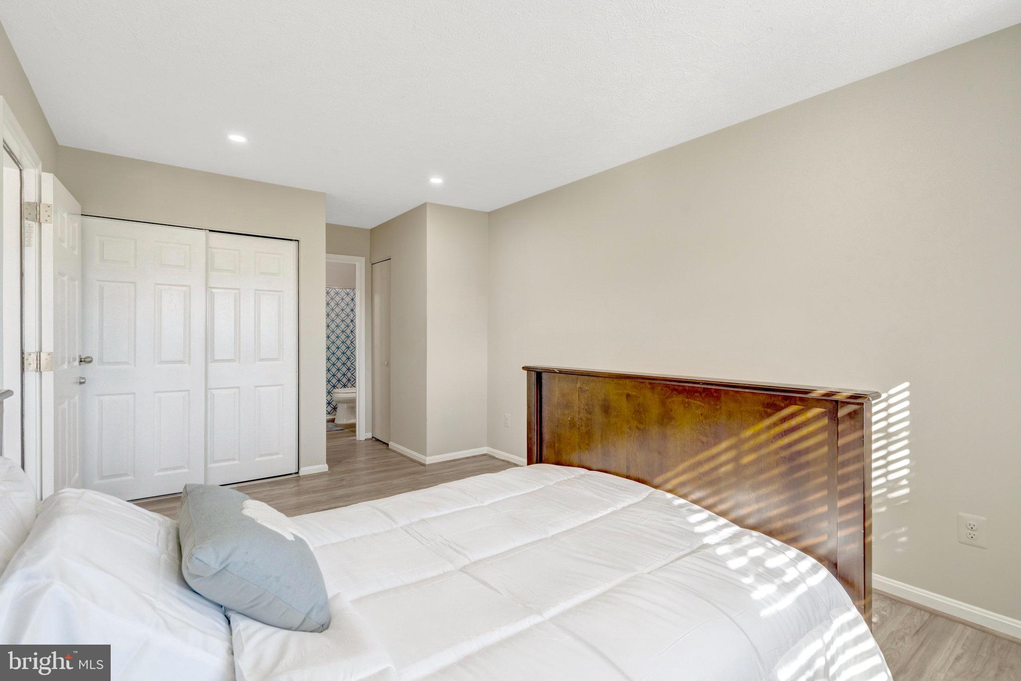 SINGLETONS GROVE - Residential