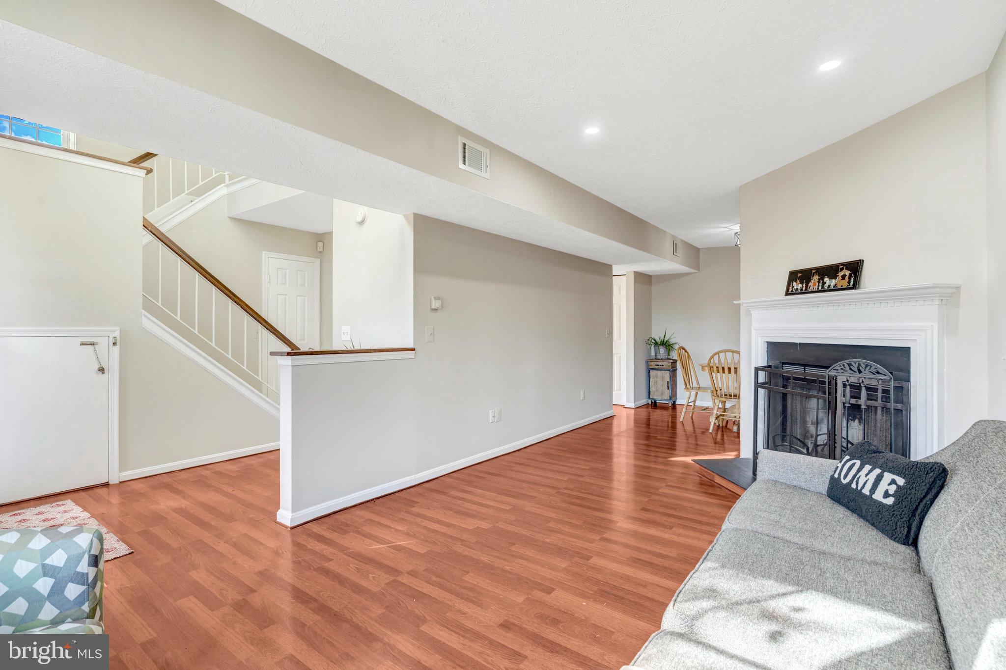 SINGLETONS GROVE - Residential