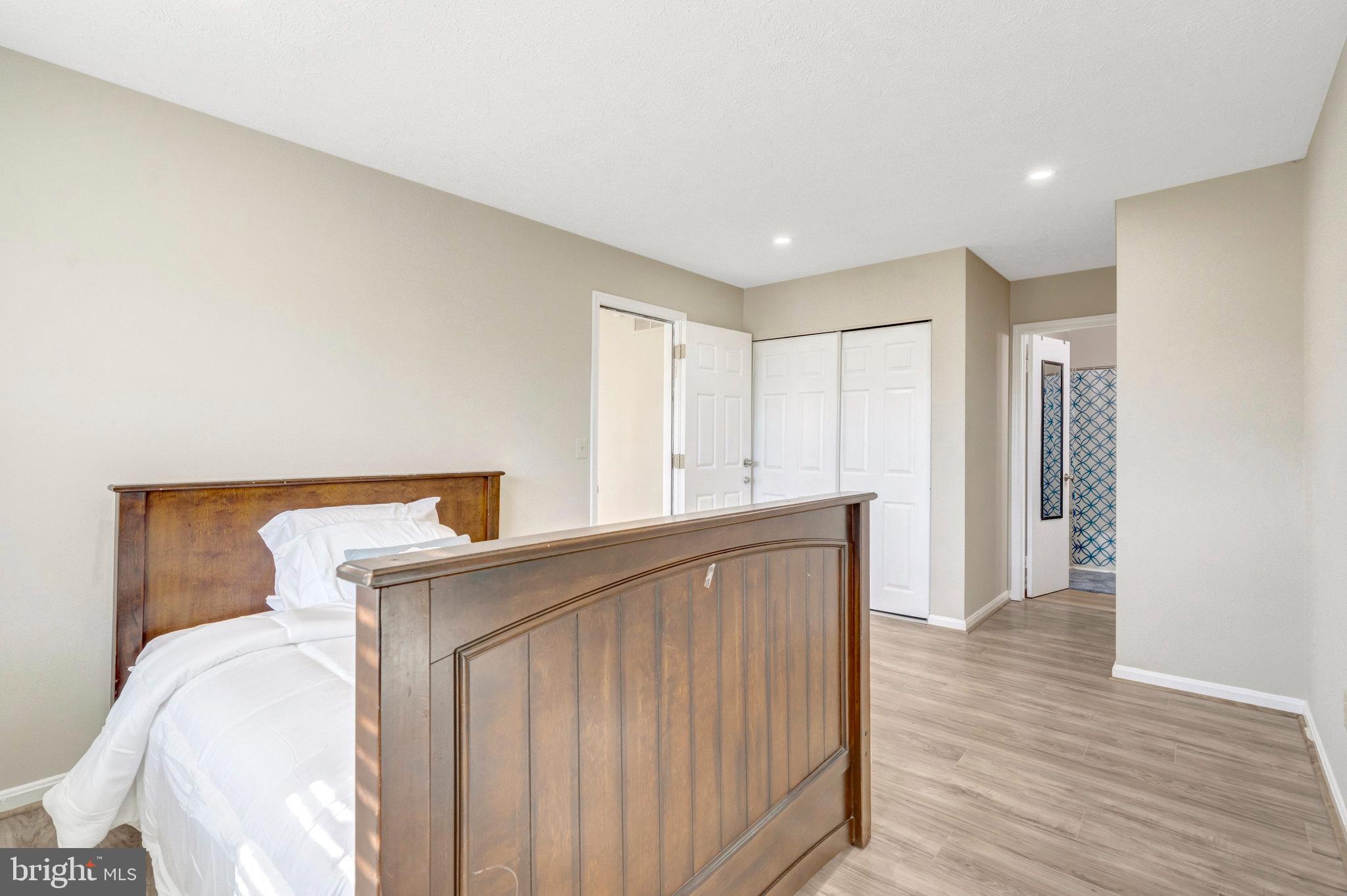 SINGLETONS GROVE - Residential