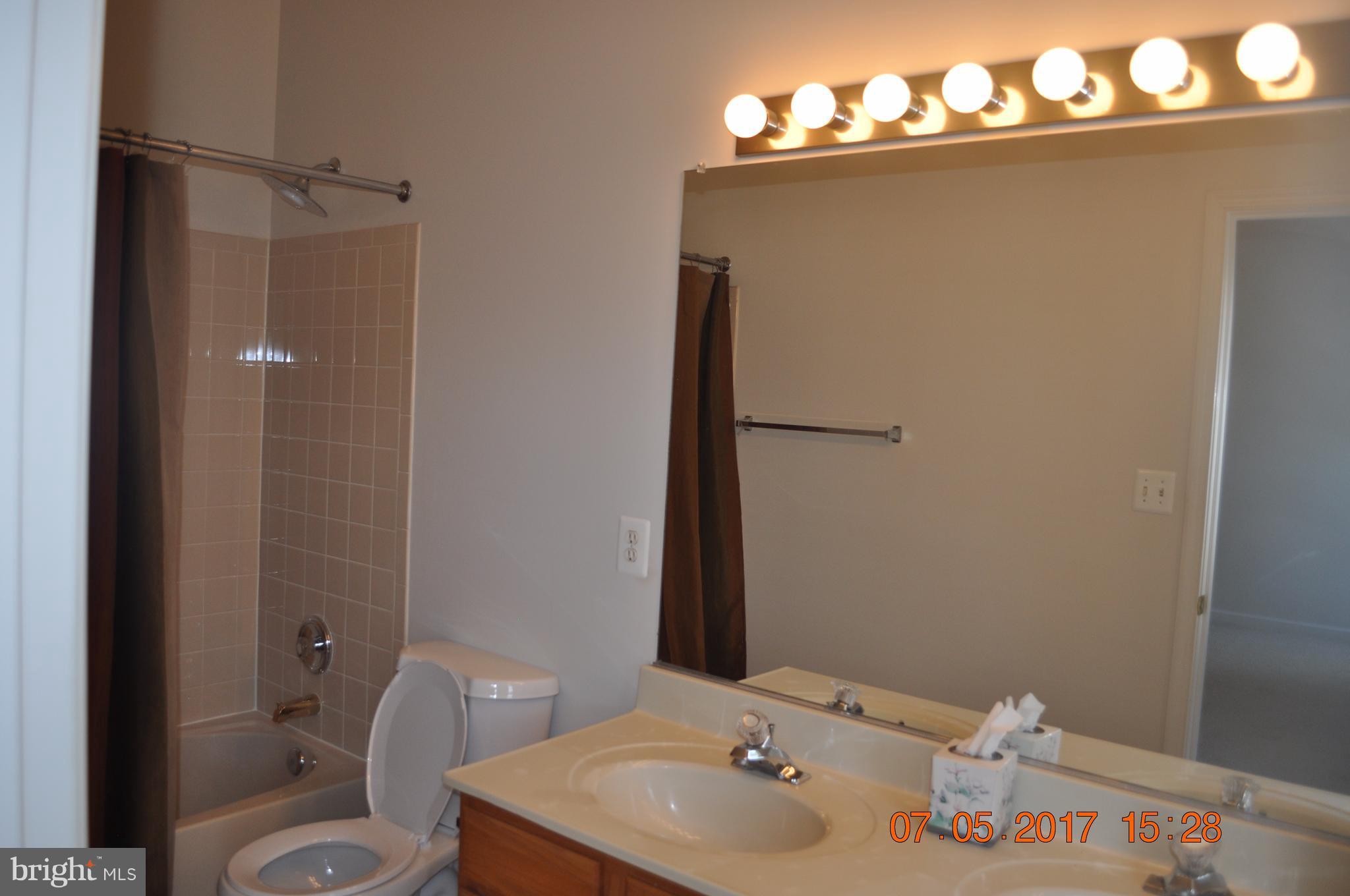 SOUTH RIDING - Residential Lease