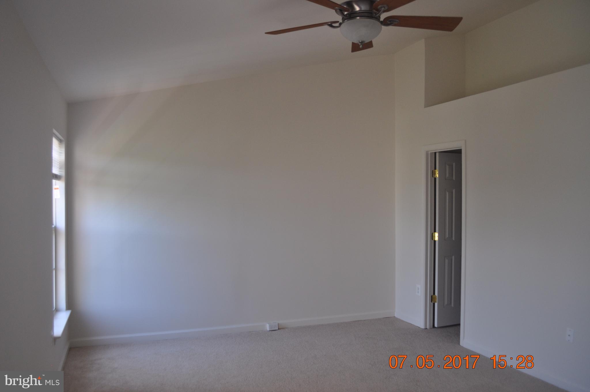 SOUTH RIDING - Residential Lease