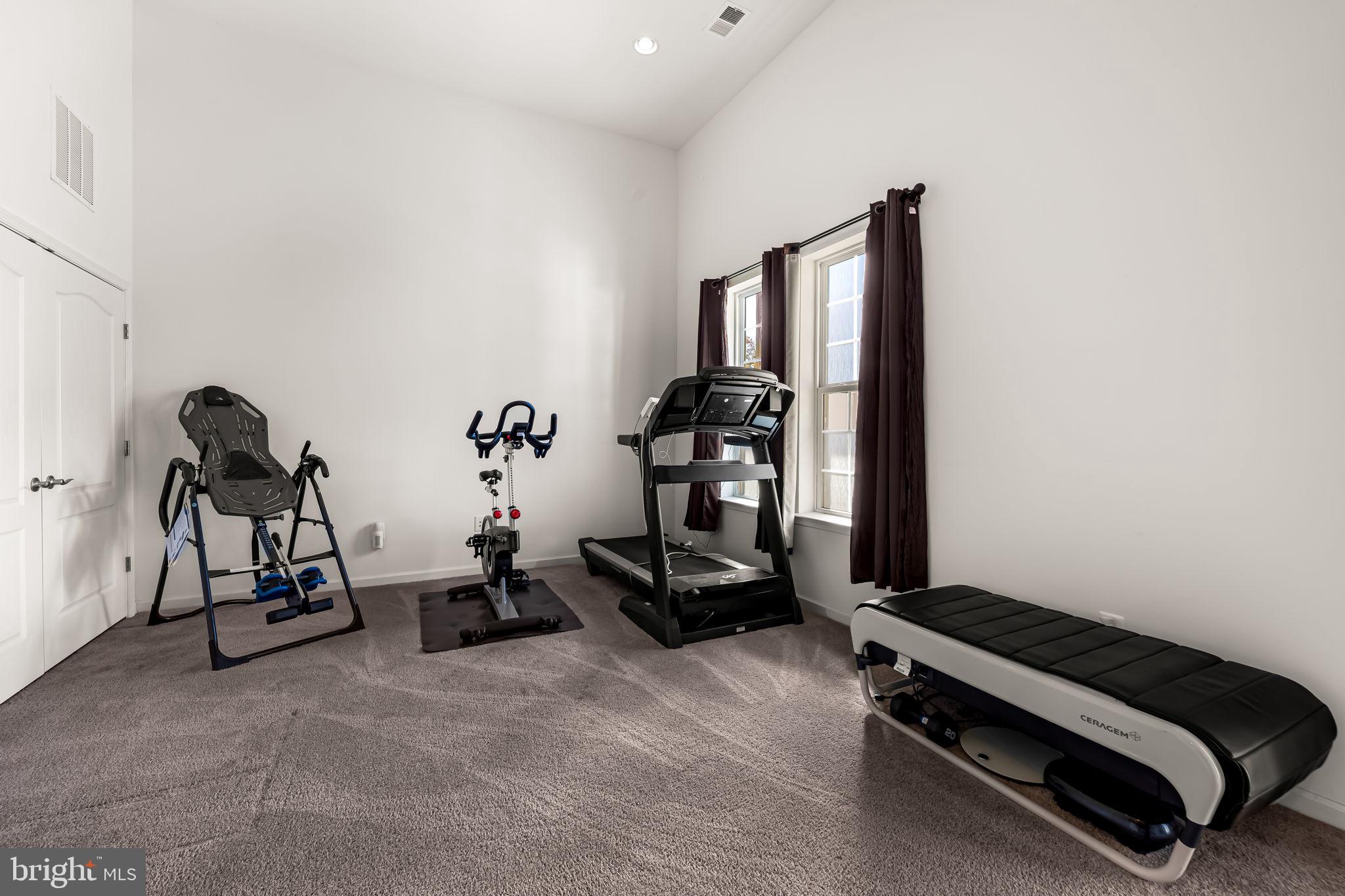 WINDLASS RUN - Residential