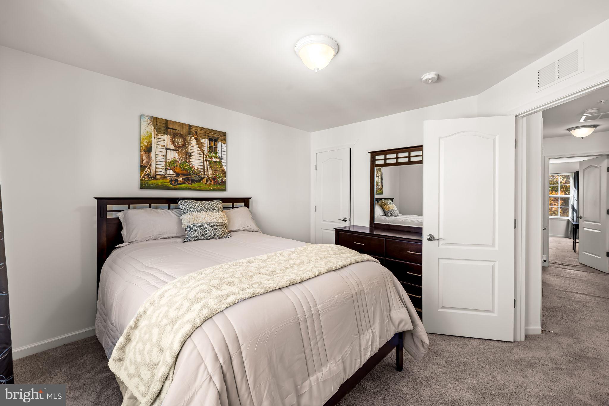 WINDLASS RUN - Residential