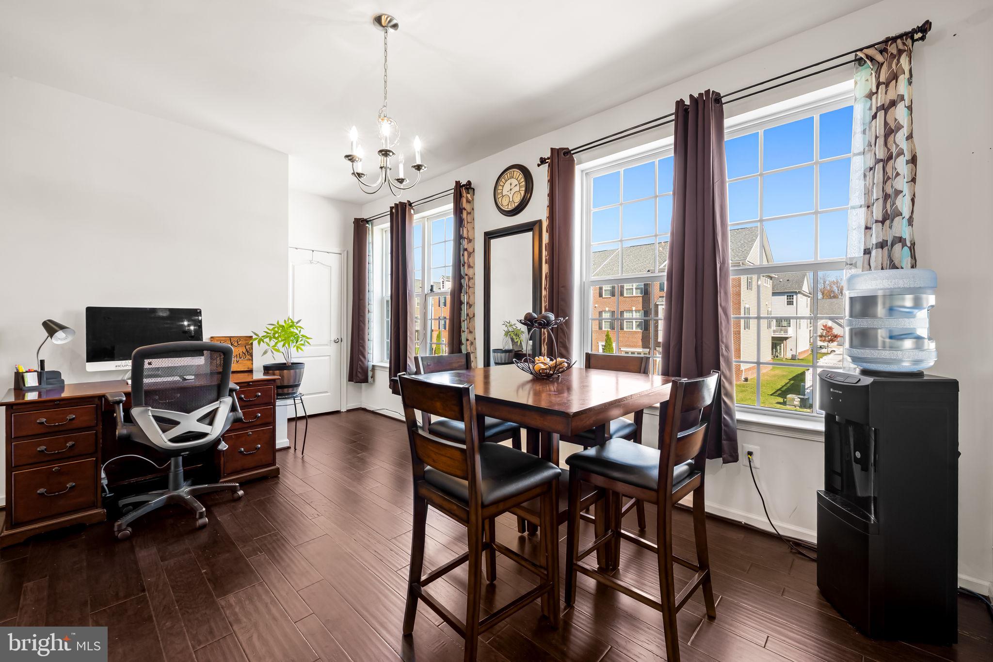 WINDLASS RUN - Residential