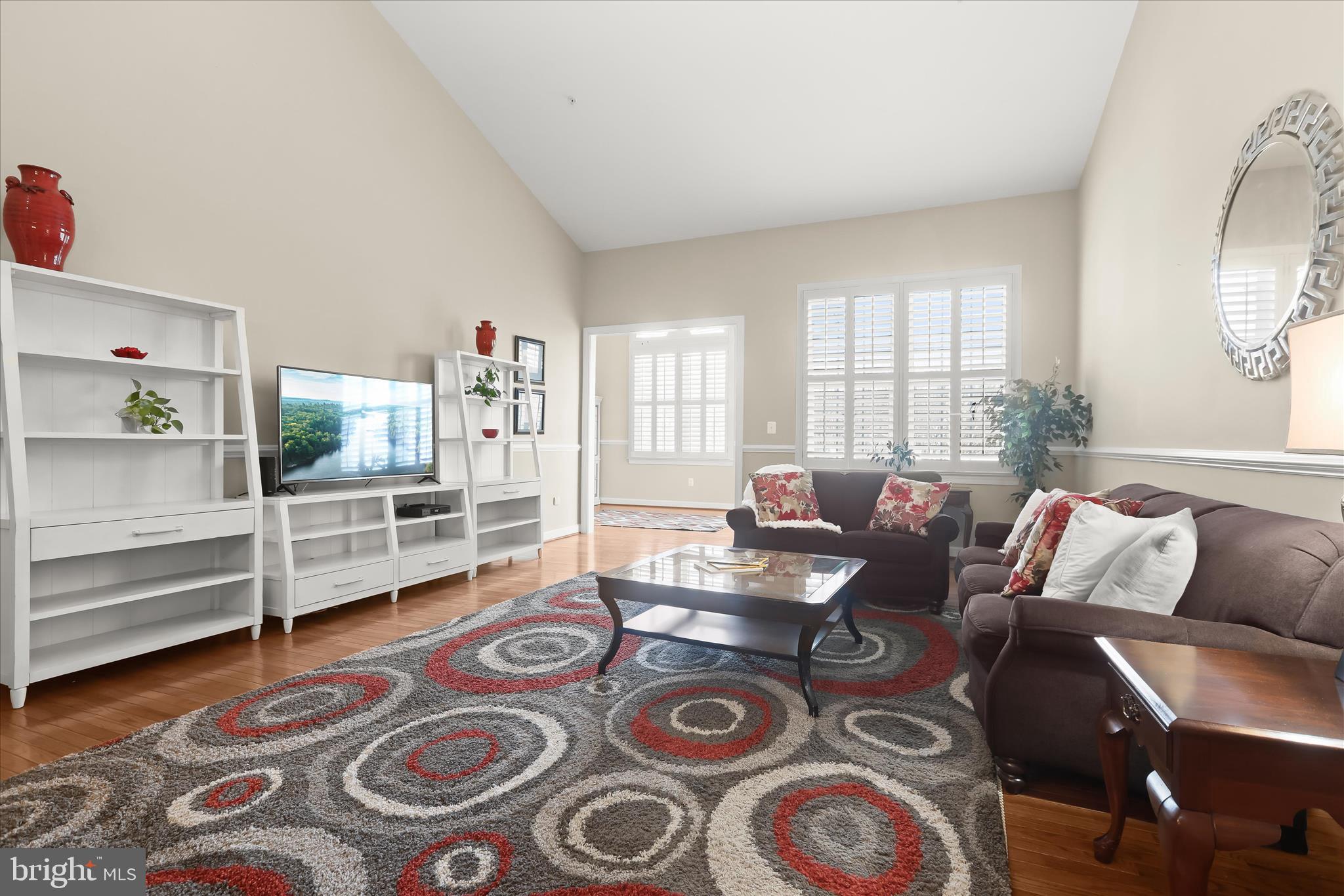 COURTYARDS AT WAVERLY WOODS - Residential