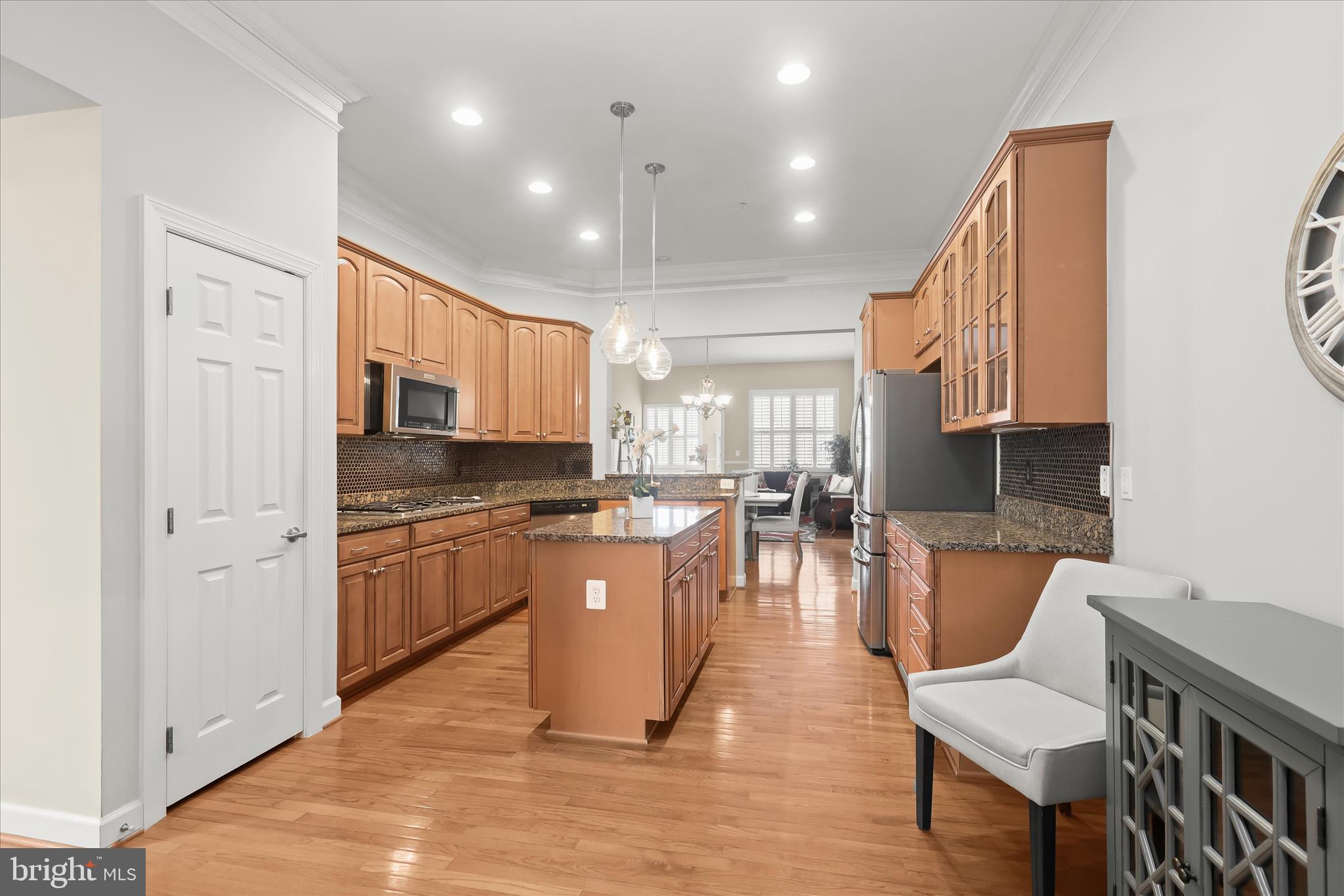 COURTYARDS AT WAVERLY WOODS - Residential