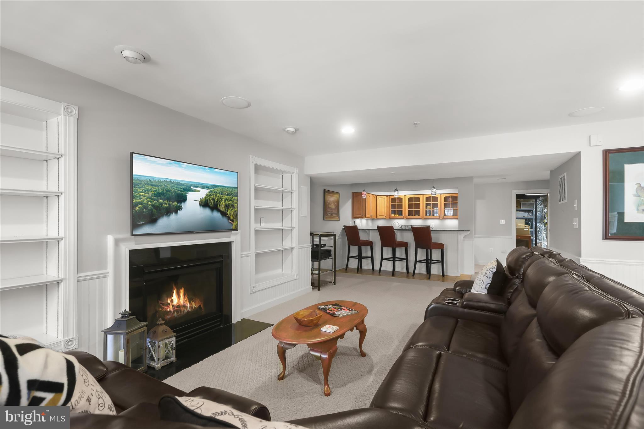 COURTYARDS AT WAVERLY WOODS - Residential