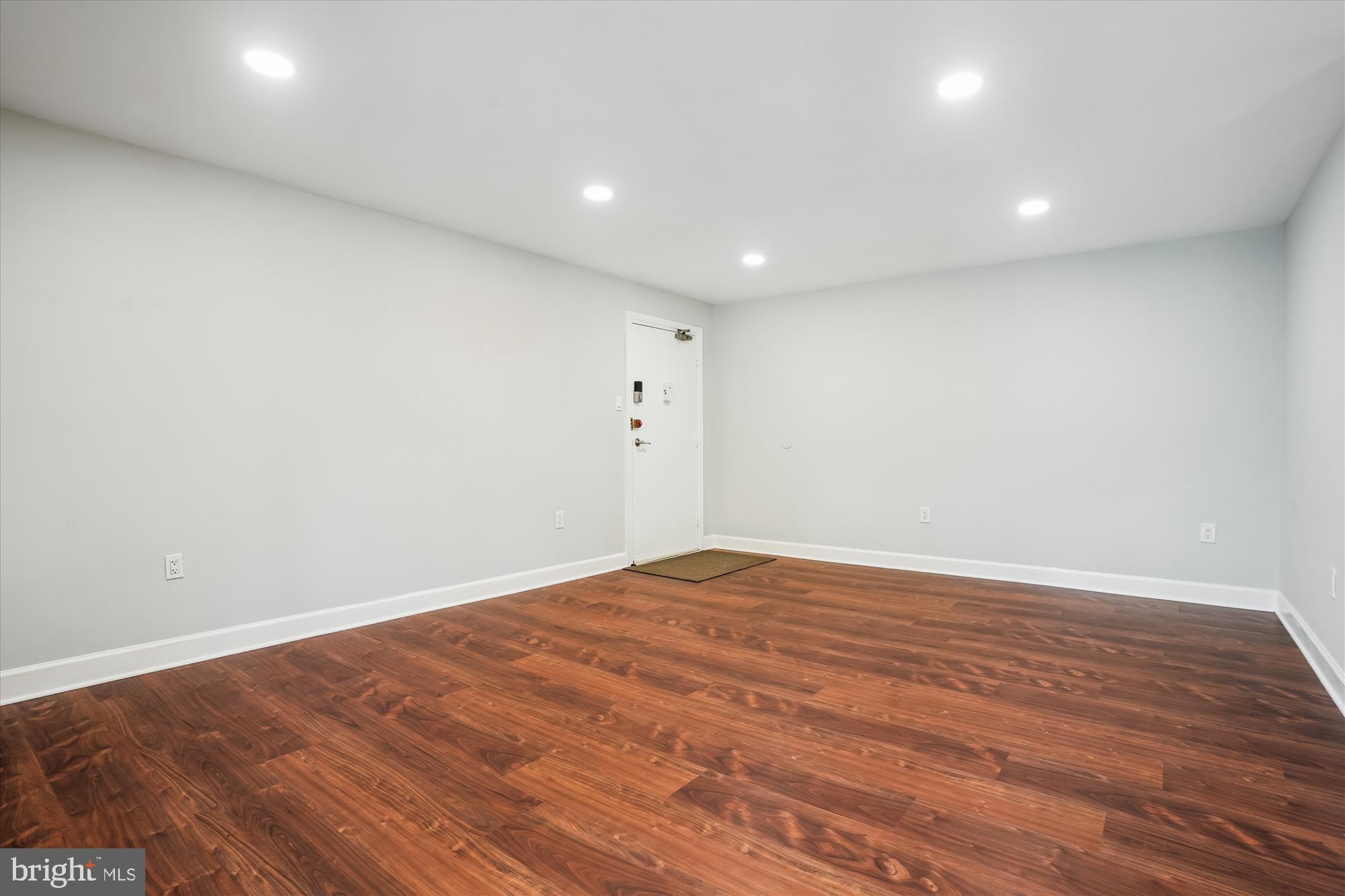 PARK TERRACE - Residential