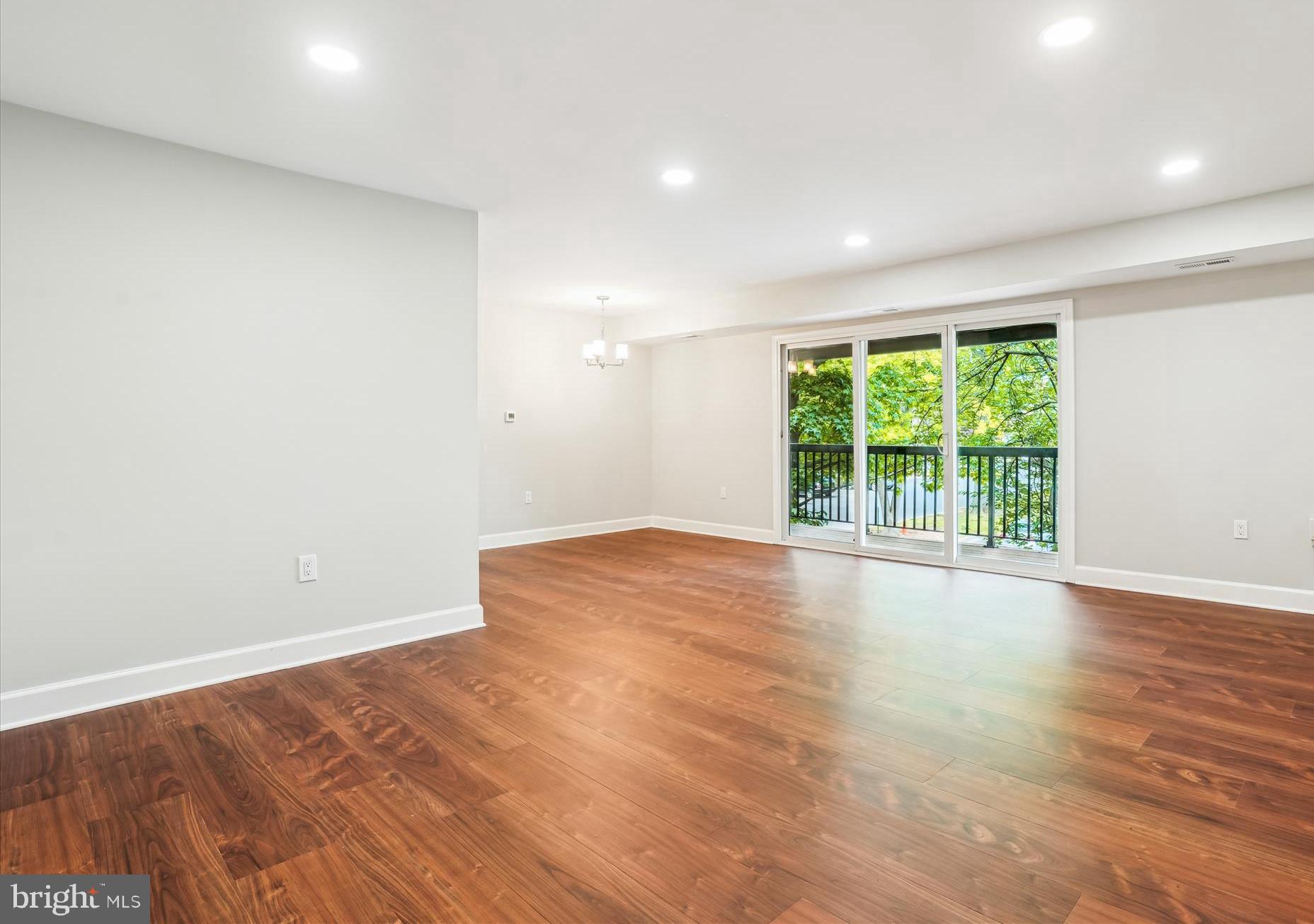 PARK TERRACE - Residential