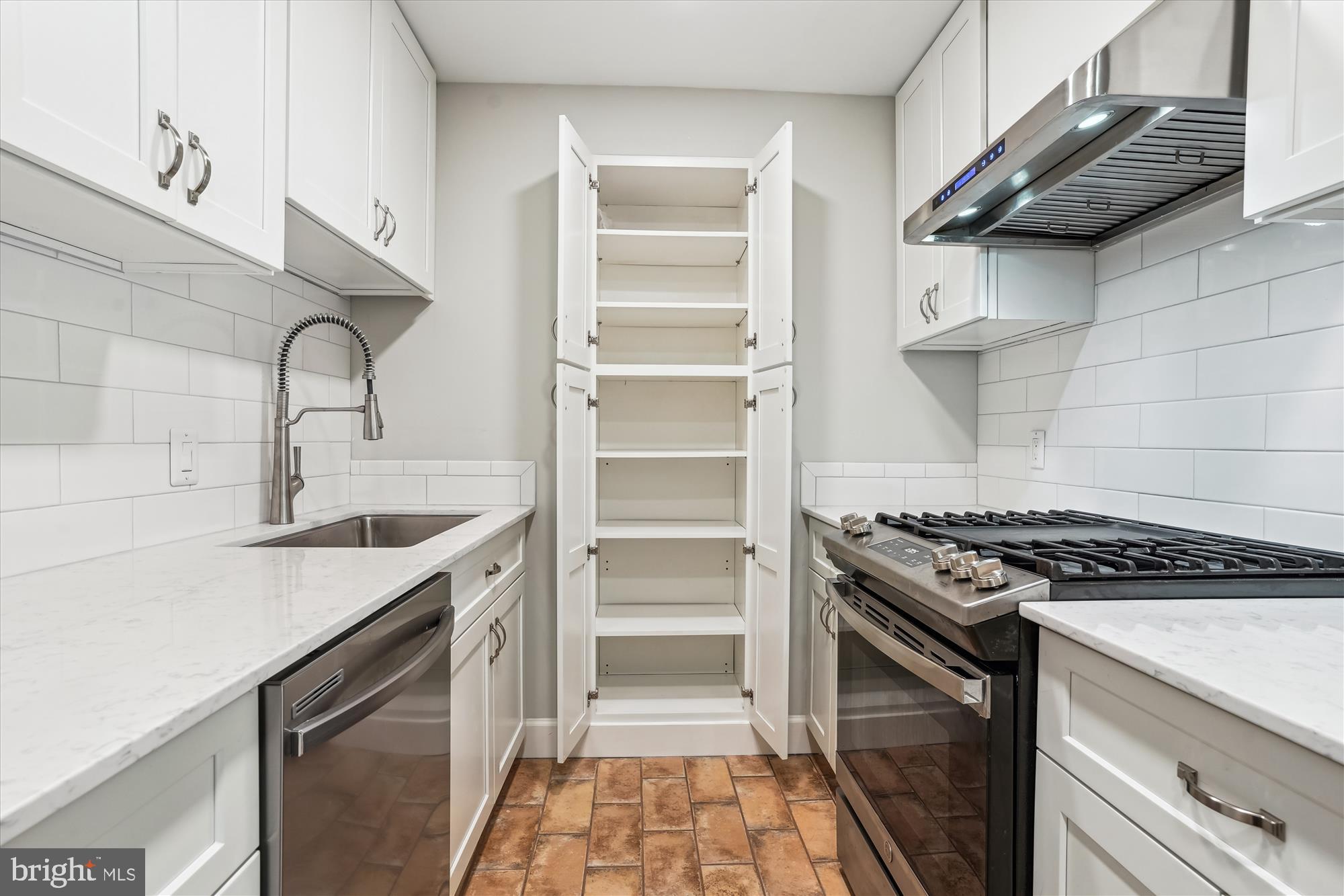 PARK TERRACE - Residential