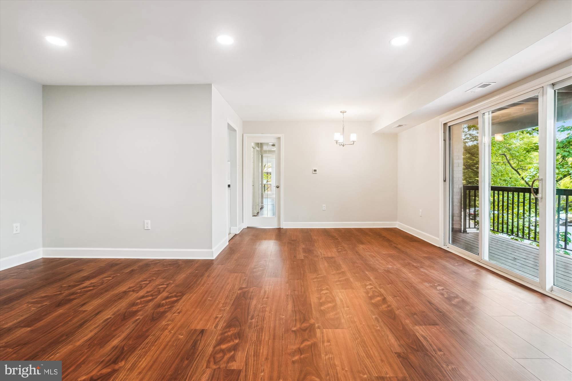 PARK TERRACE - Residential