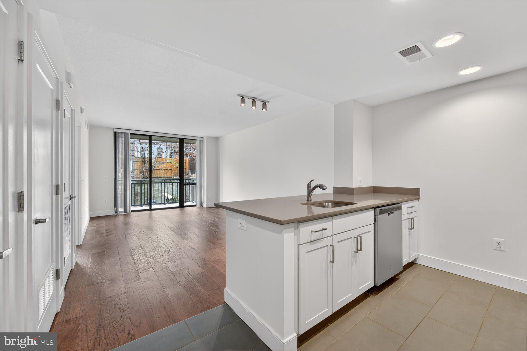 50 FLORIDA AVENUE NE 209