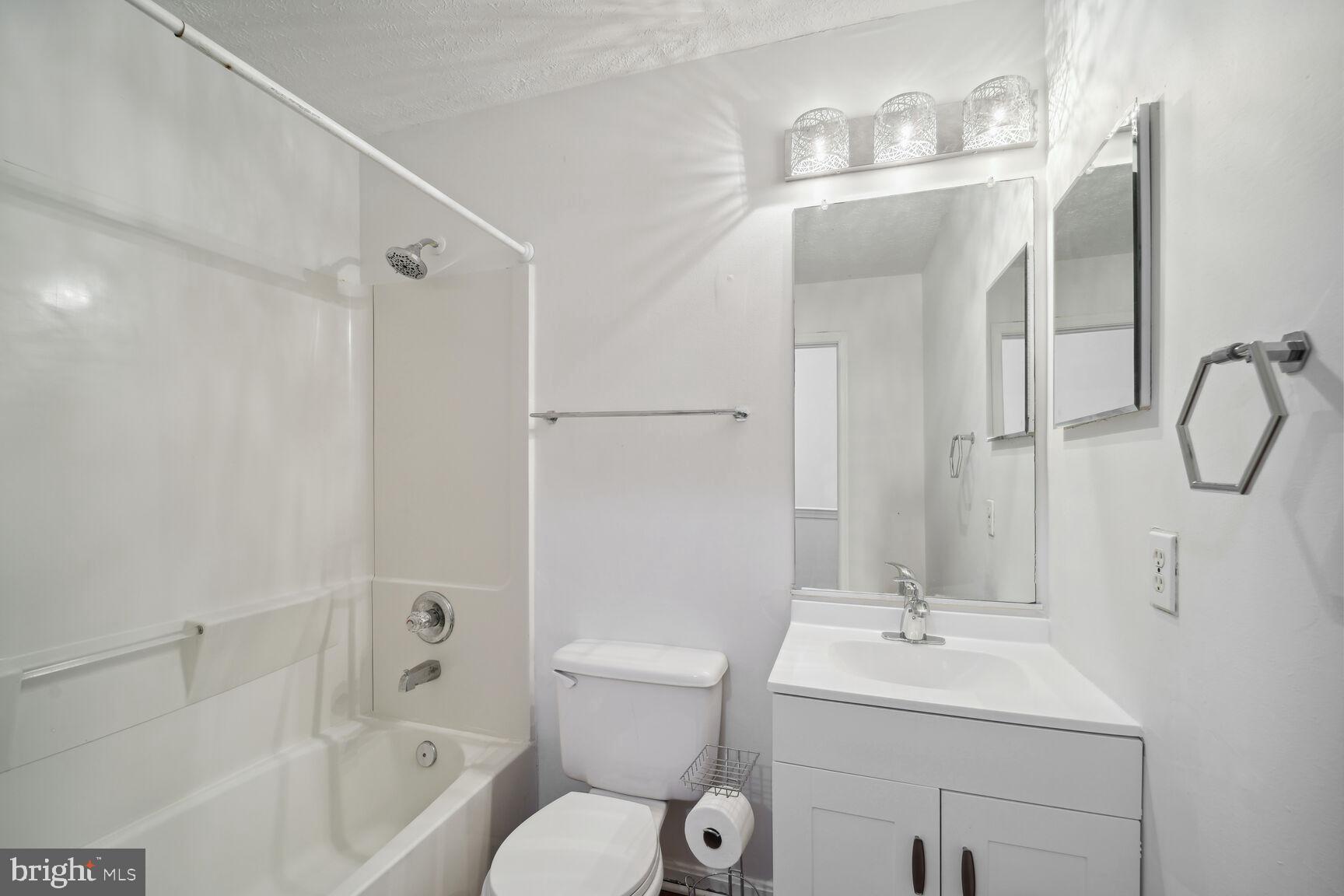 FOREST MILL-RESUB PT OUT - Residential Lease