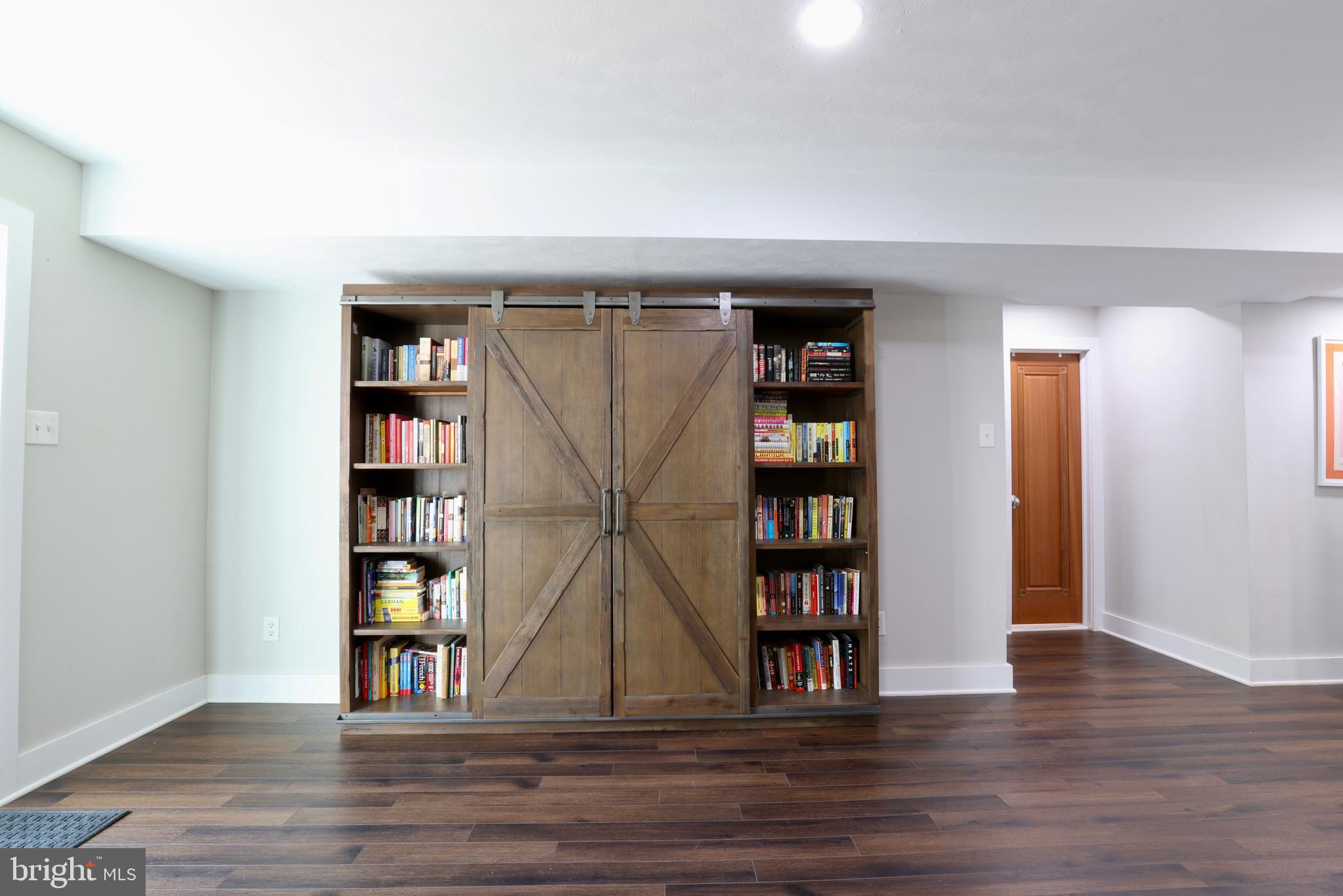 PINECREST - Residential Lease