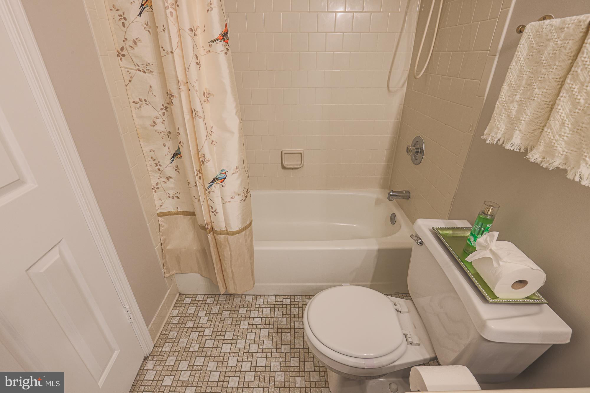 OAKHURST - Residential