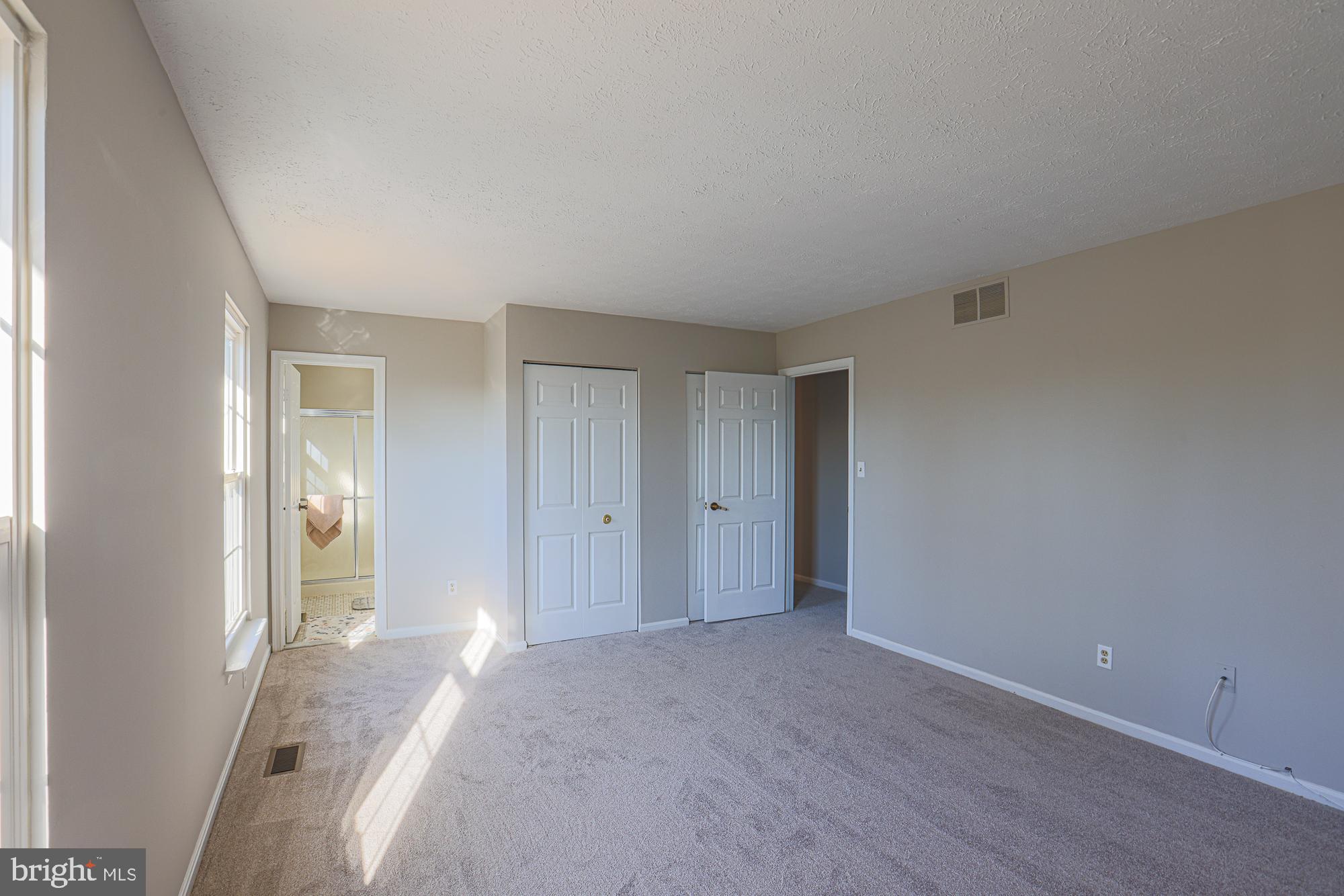 OAKHURST - Residential