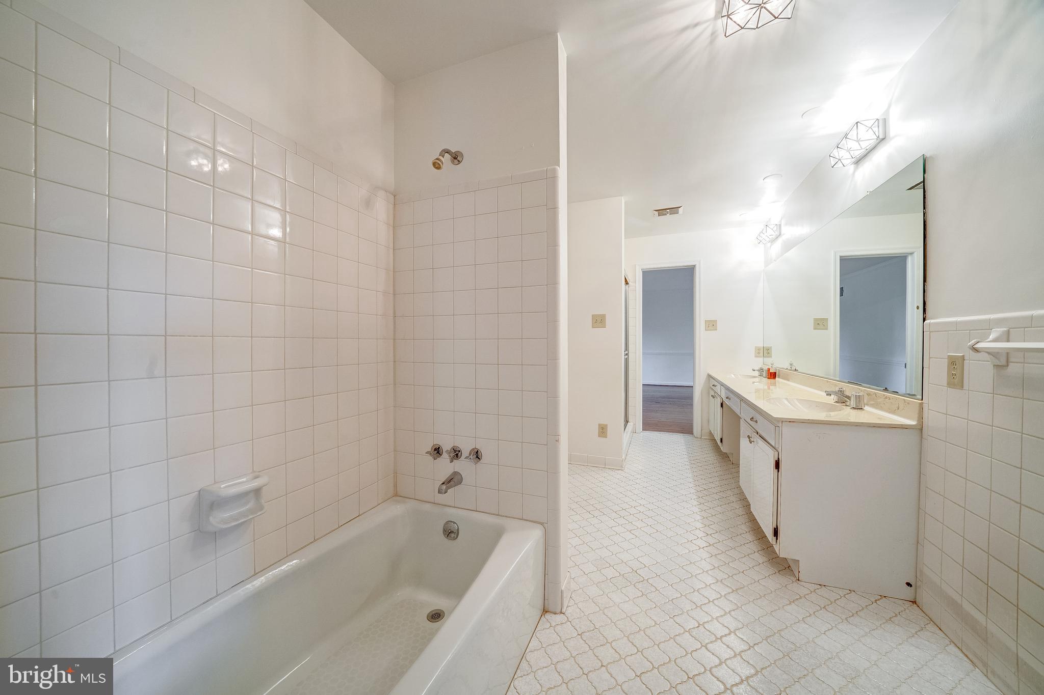 EVERMAY - Residential