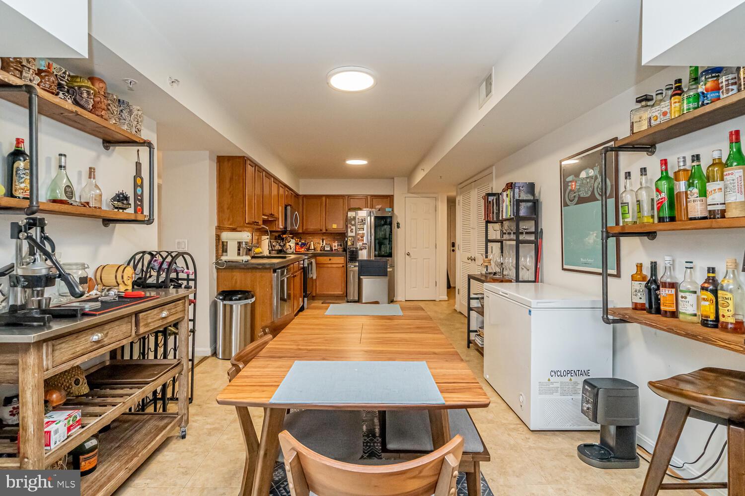 PERRY HALL - Residential