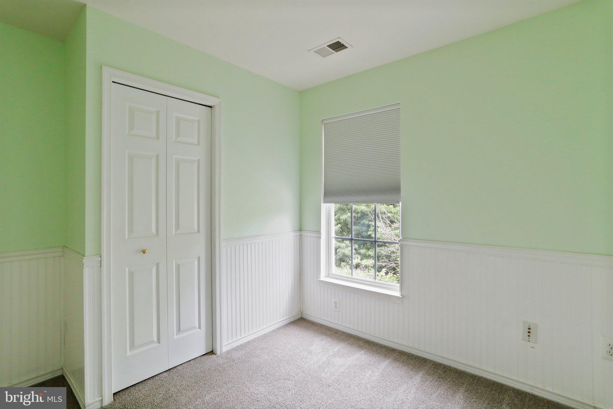 LAKELAND PLACE - Residential Lease