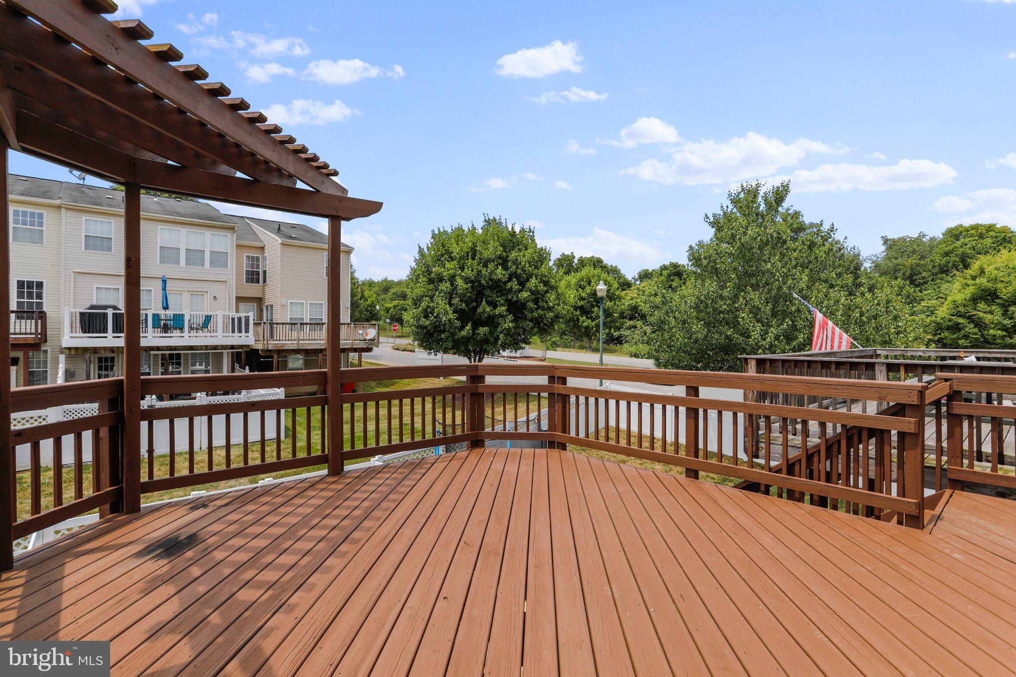 LAKELAND PLACE - Residential Lease