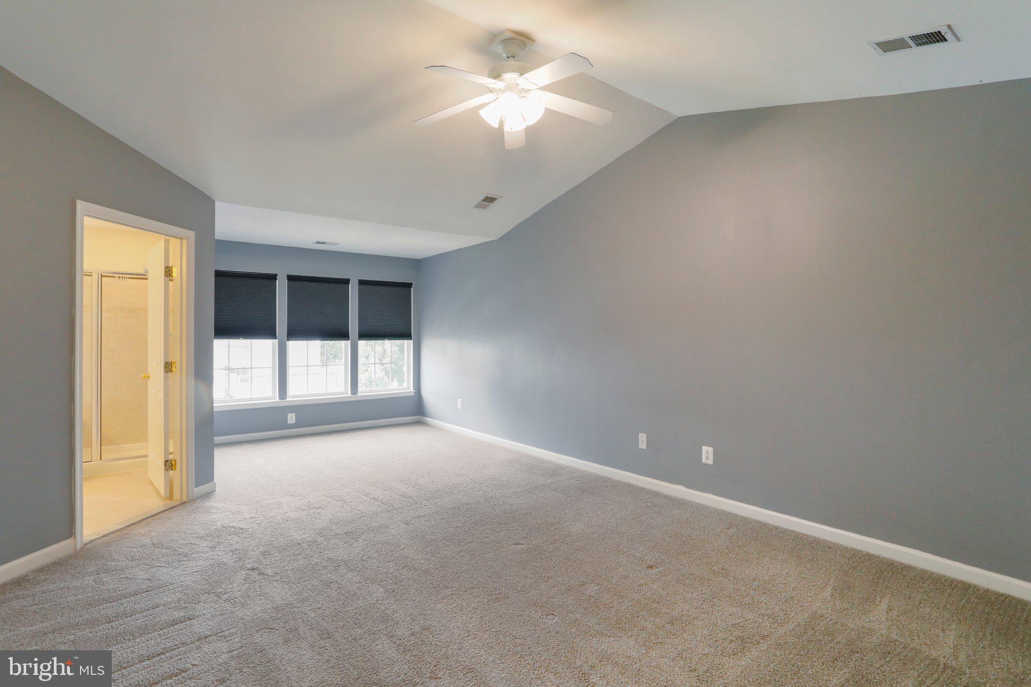 LAKELAND PLACE - Residential Lease