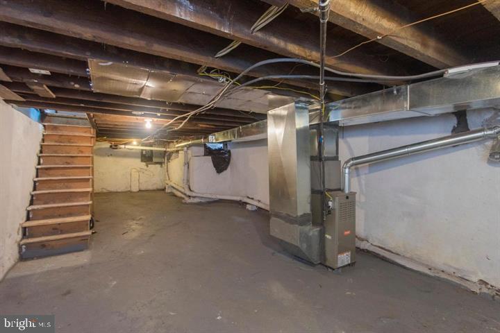 MILL CREEK - Residential Lease