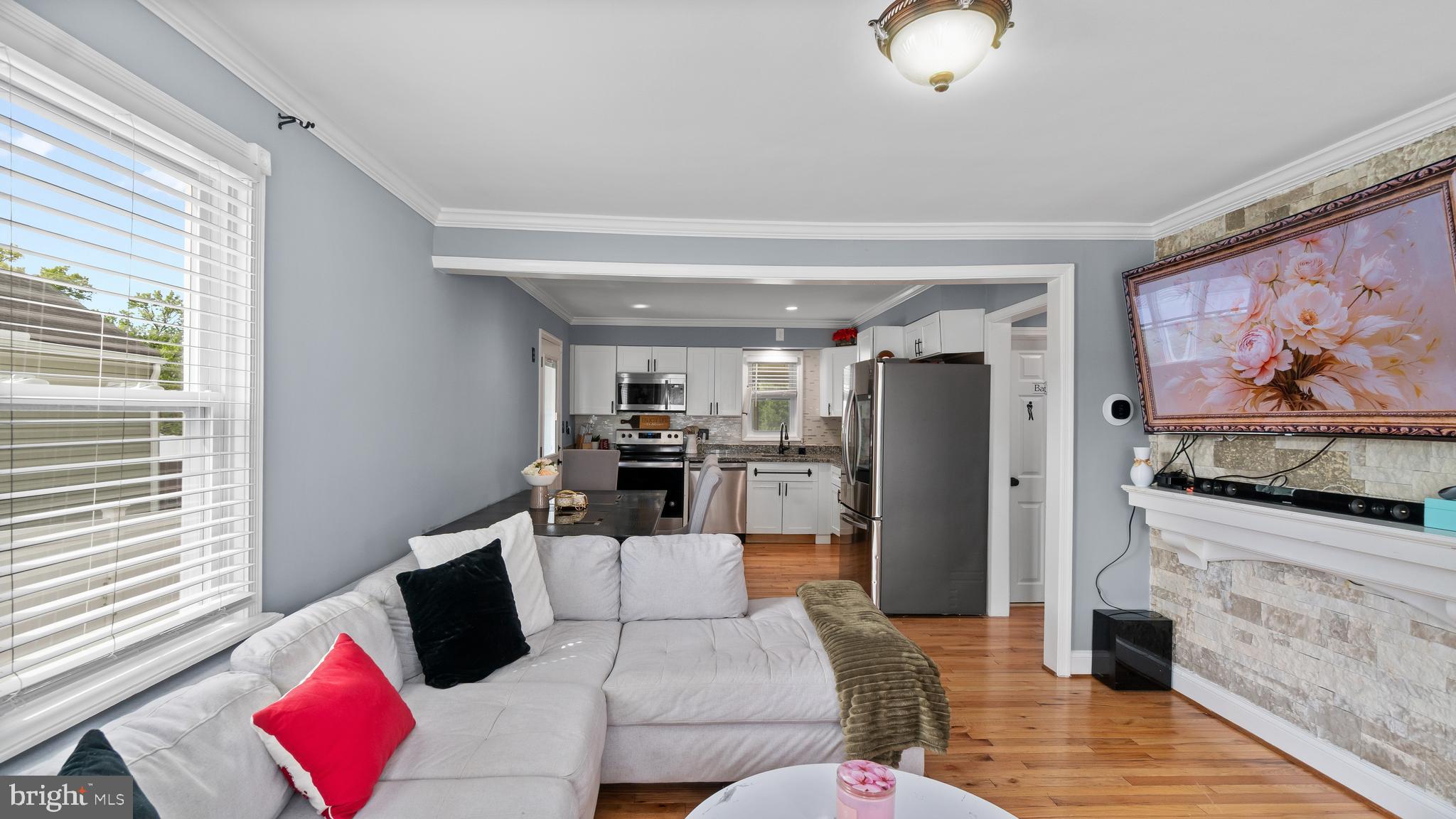 HOMELAND - Residential