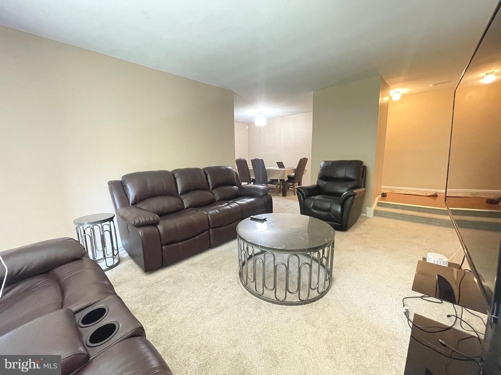 CHERRY GLEN - Residential