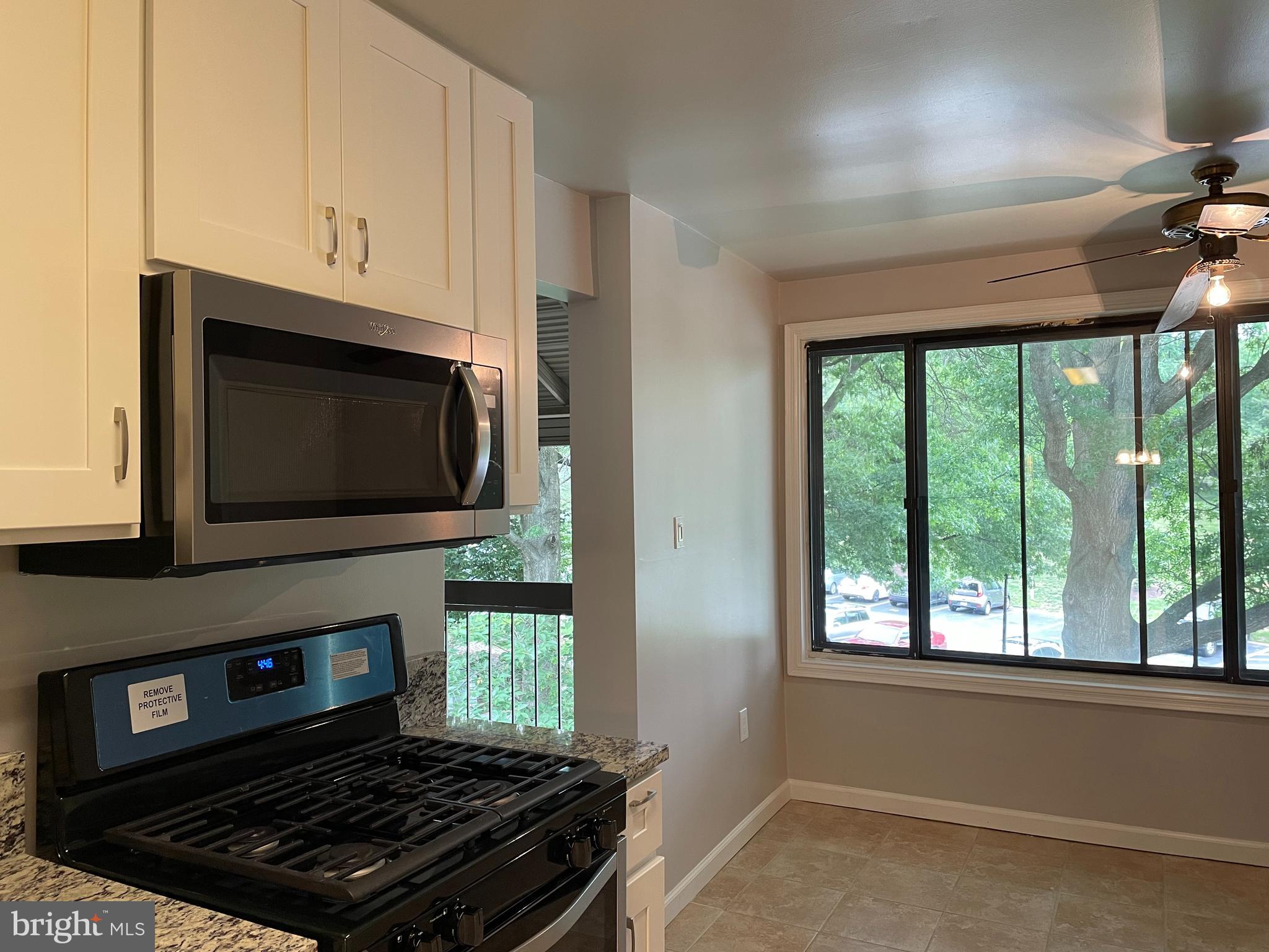 LONG REACH - Residential Lease