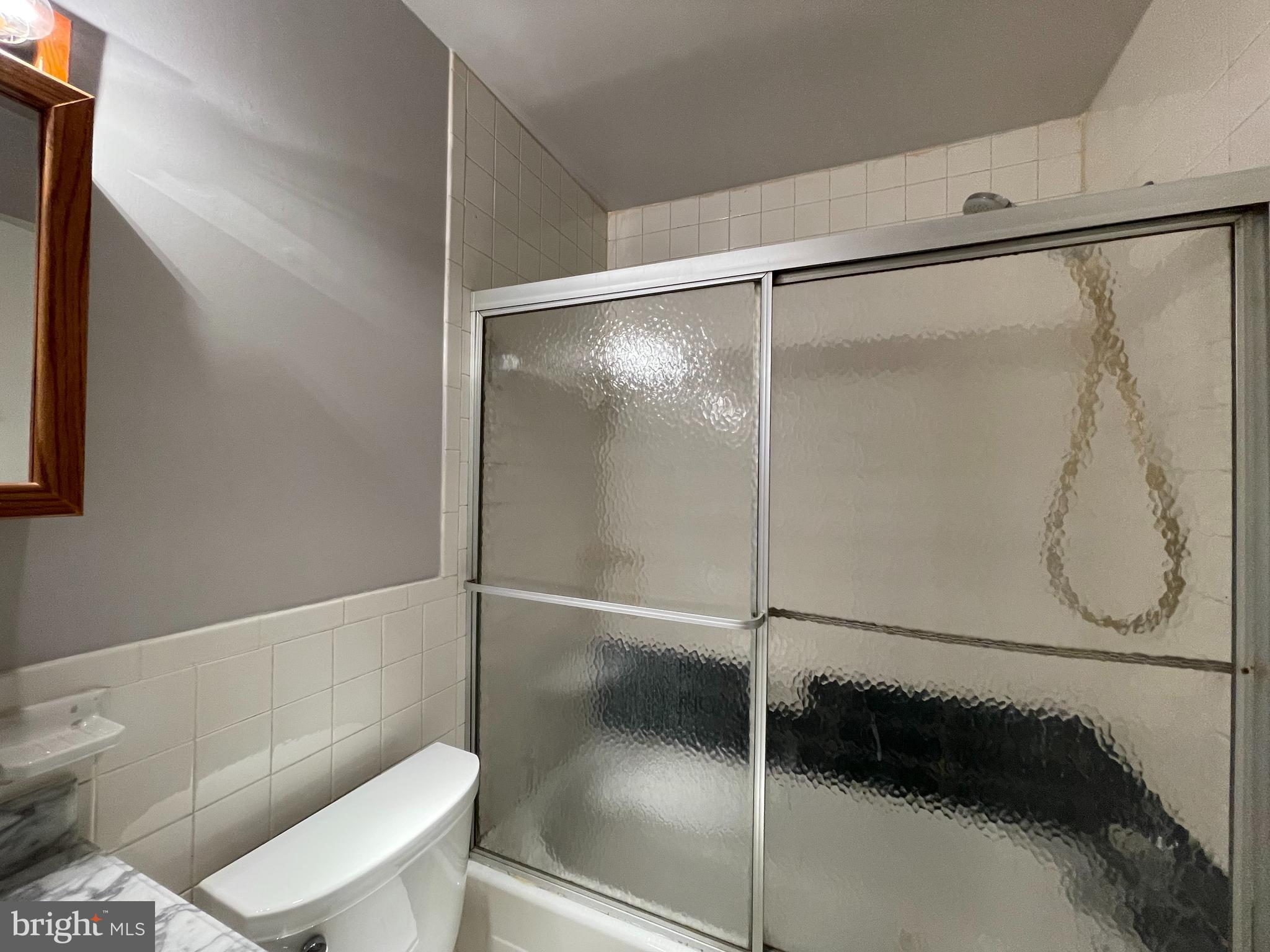 LONG REACH - Residential Lease