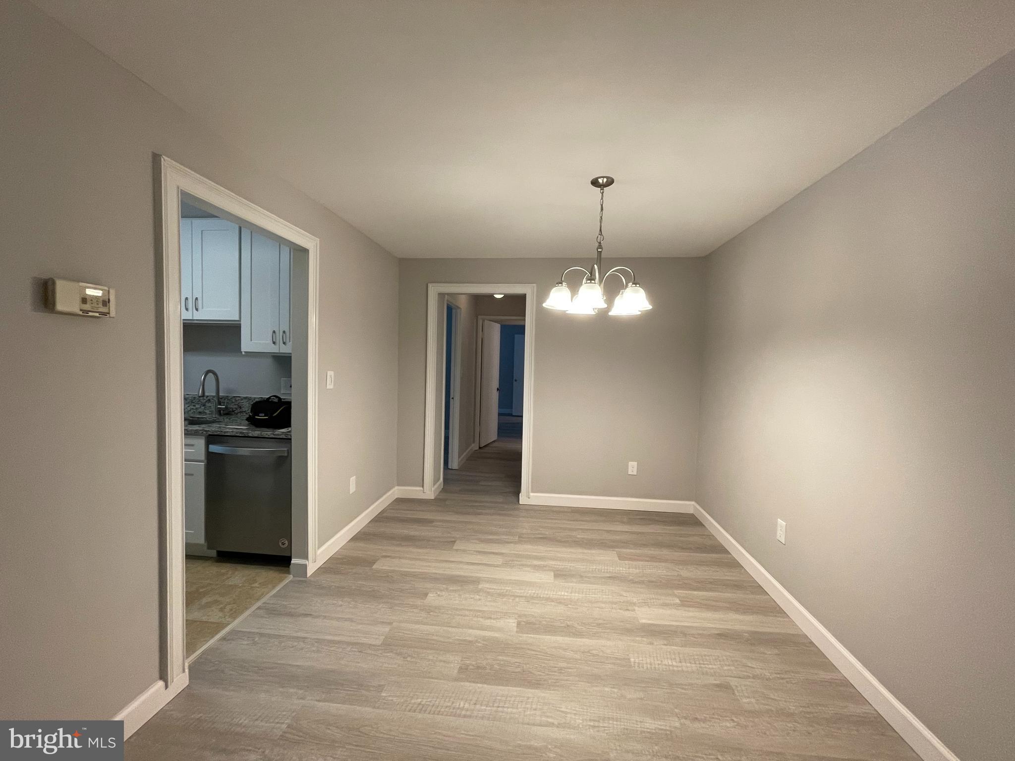 LONG REACH - Residential Lease