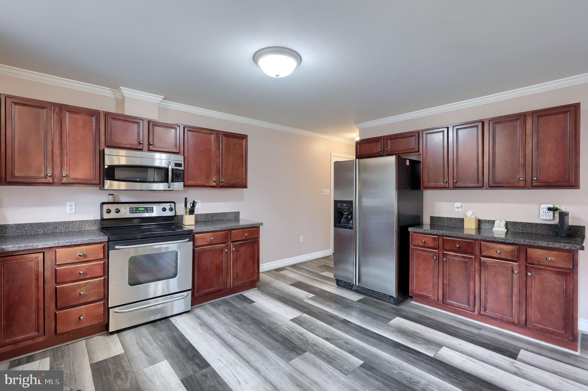 PLEASANT MEADOWS - Residential