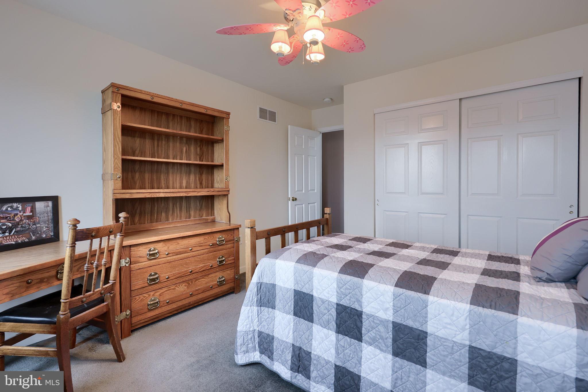 PLEASANT MEADOWS - Residential