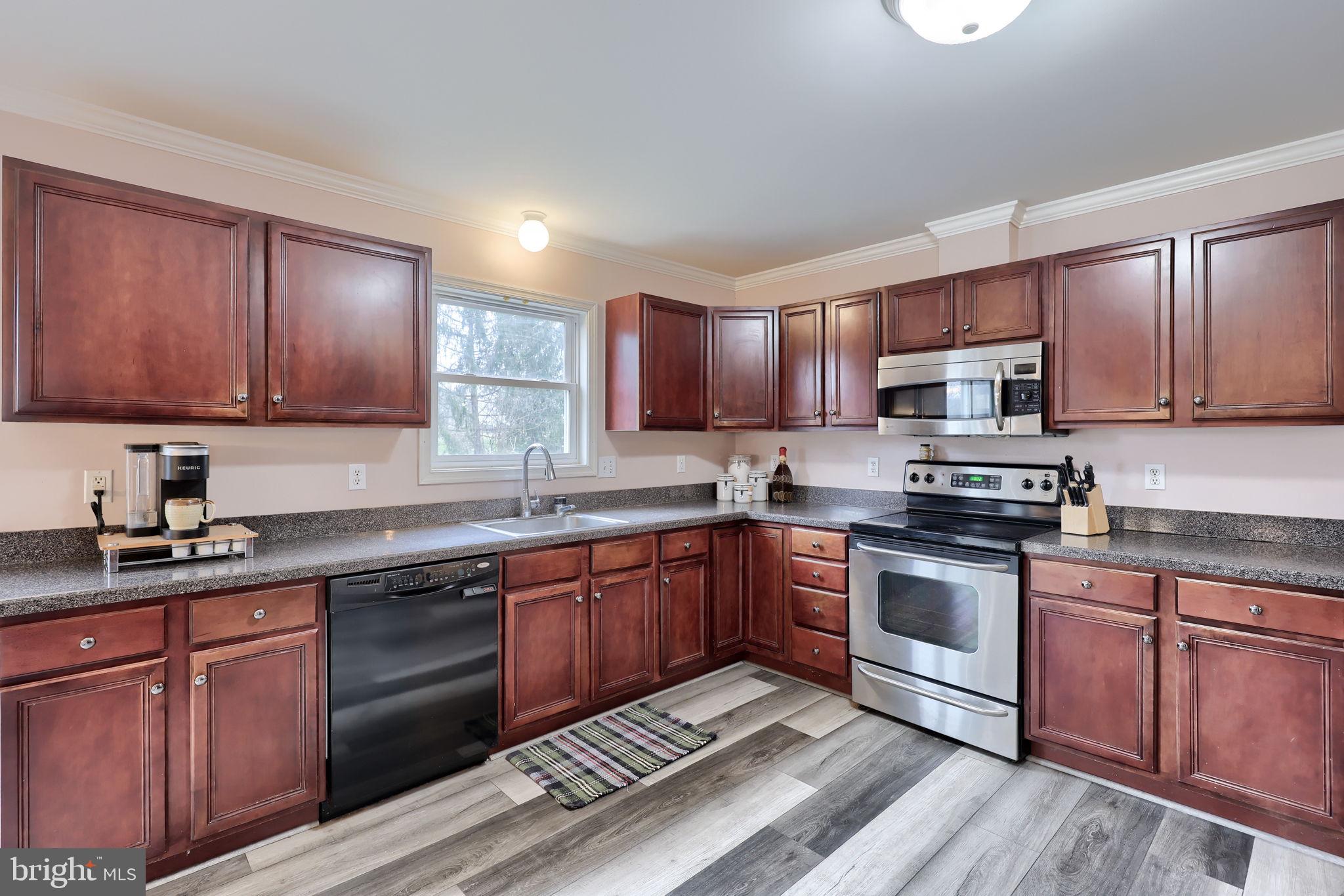 PLEASANT MEADOWS - Residential