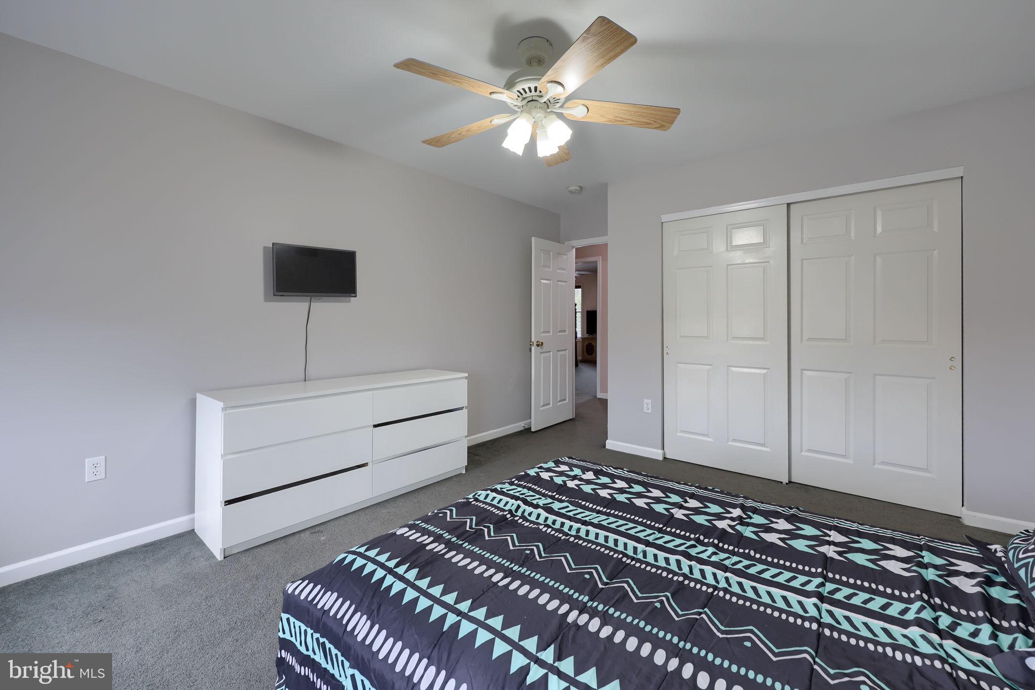 PLEASANT MEADOWS - Residential