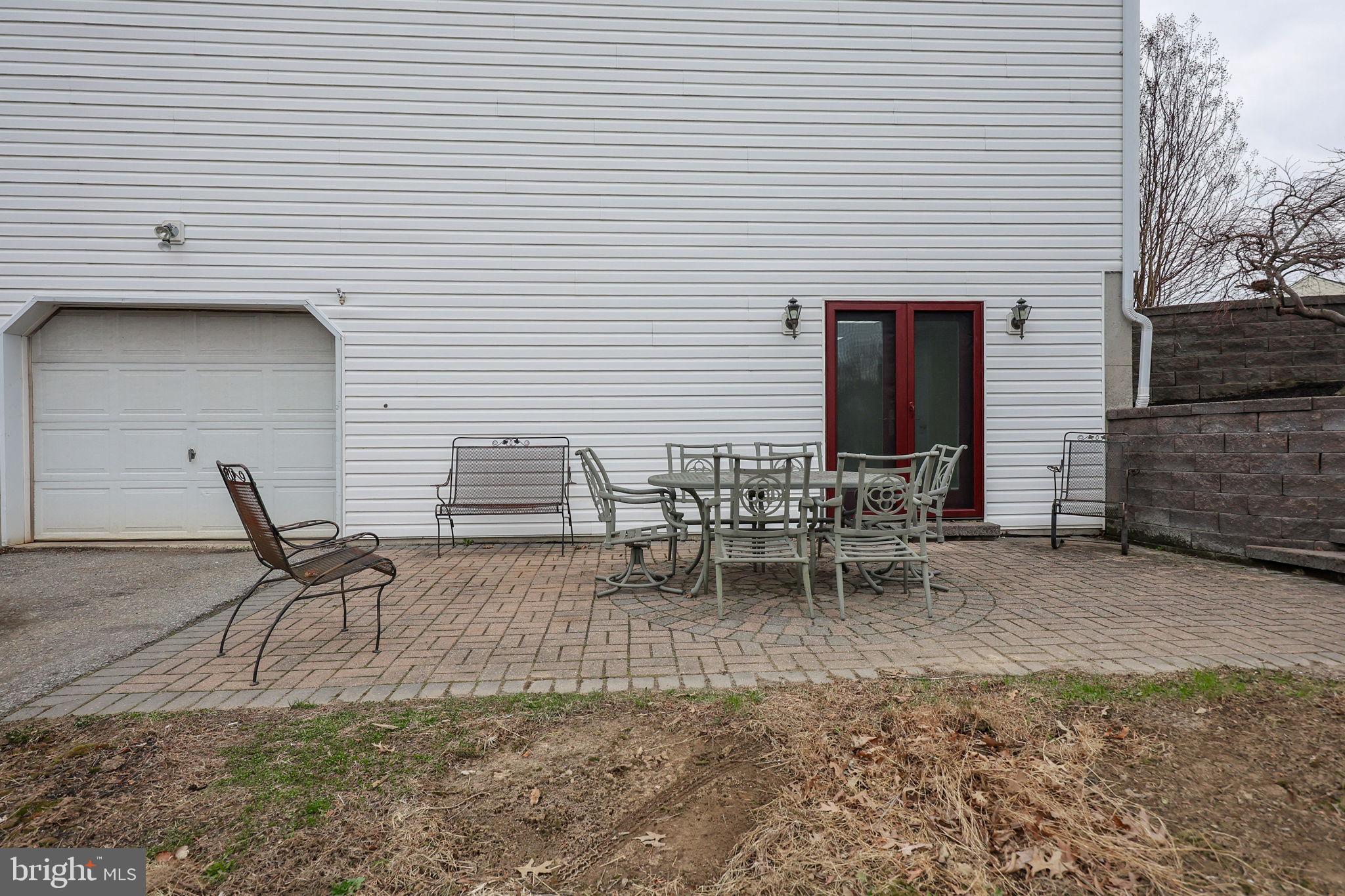 PLEASANT MEADOWS - Residential