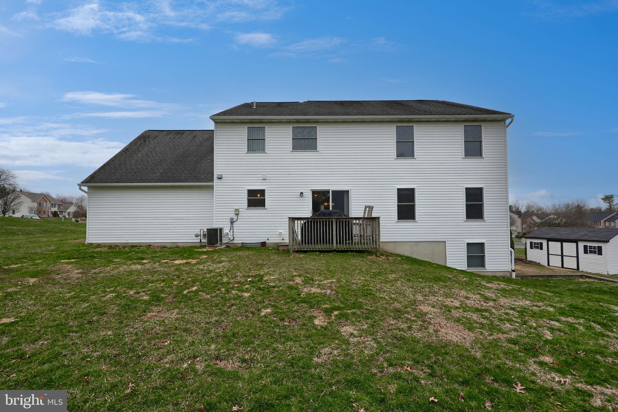 PLEASANT MEADOWS - Residential