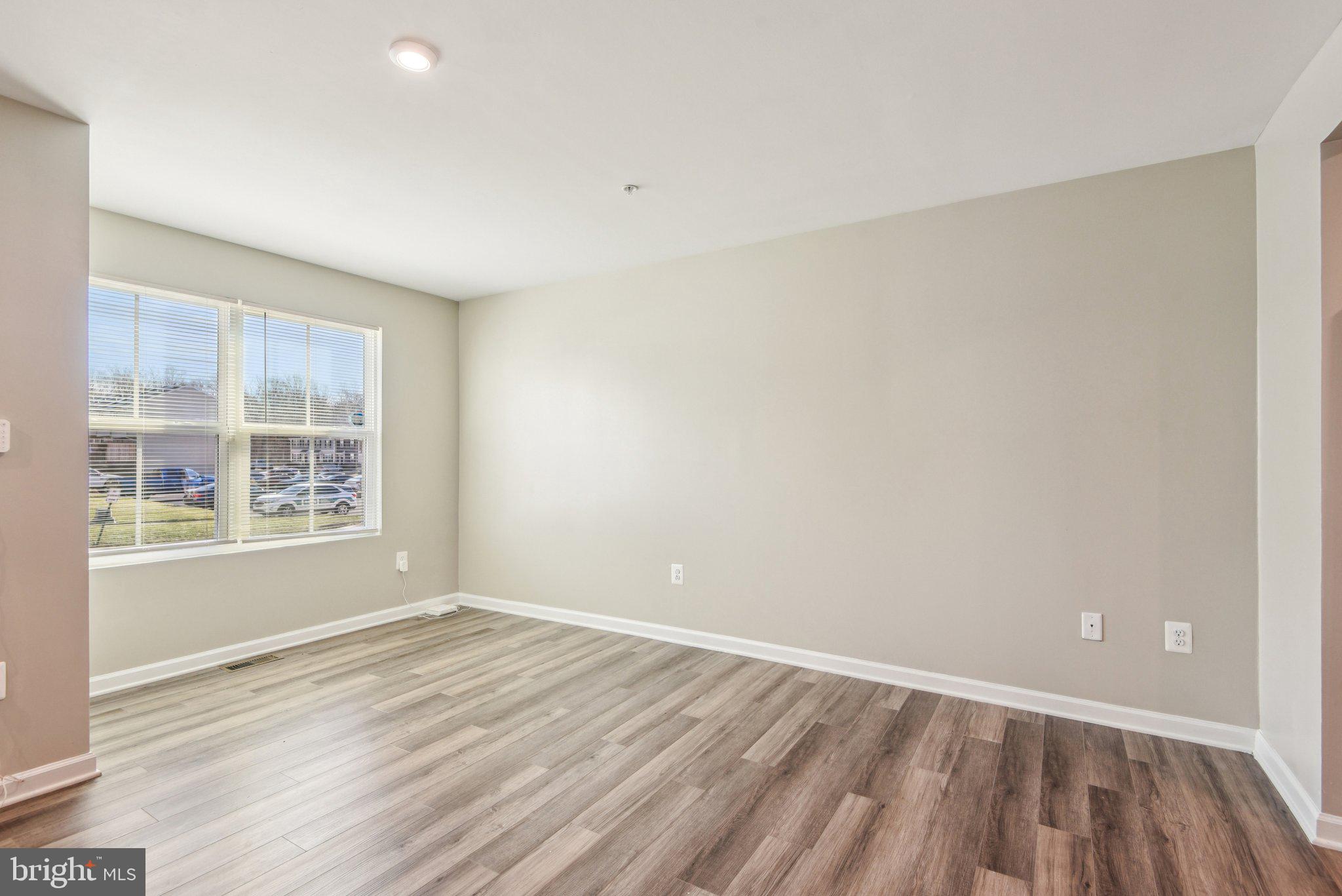 CHESAPEAKE CLUB - Residential