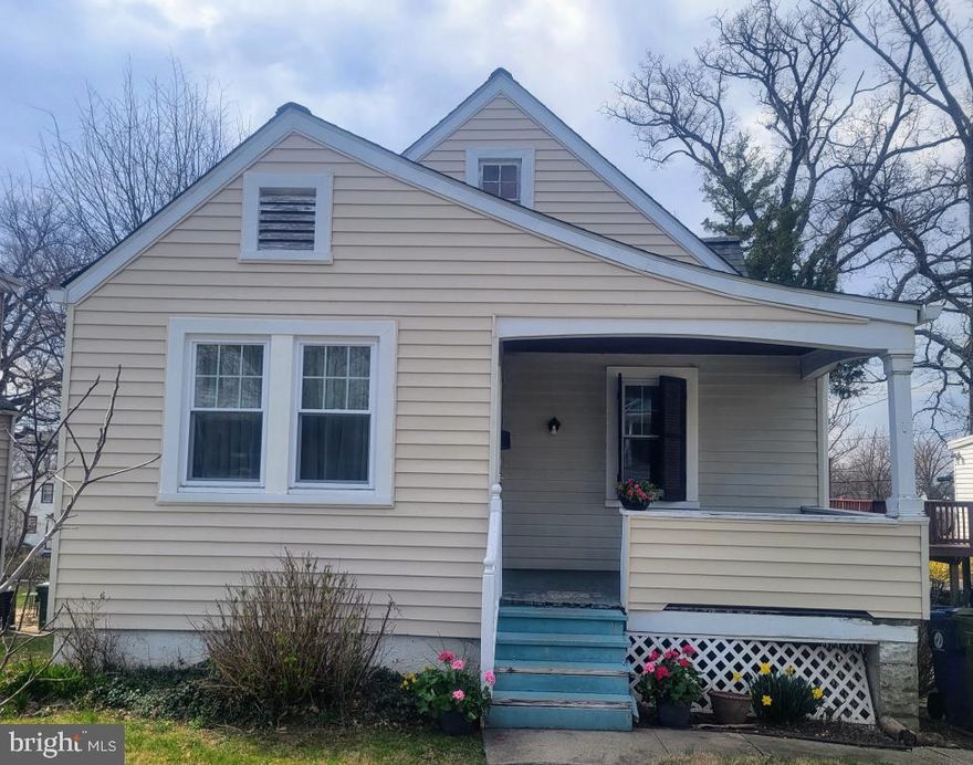 Adorable 3 BR/1  BA Cape Cod style home with original hardwood floors and stained glass windows. Property has a spacious rear yard which provides ample room for gatherings, gardening or to customize and expand your home. House is conveniently located with easy access to the beltway and within short distance of the local elementary and middle school, shopping, municipal tennis courts and sports fields. While the property is being sold as-is, the roof and downstairs windows were replaced in 2018.