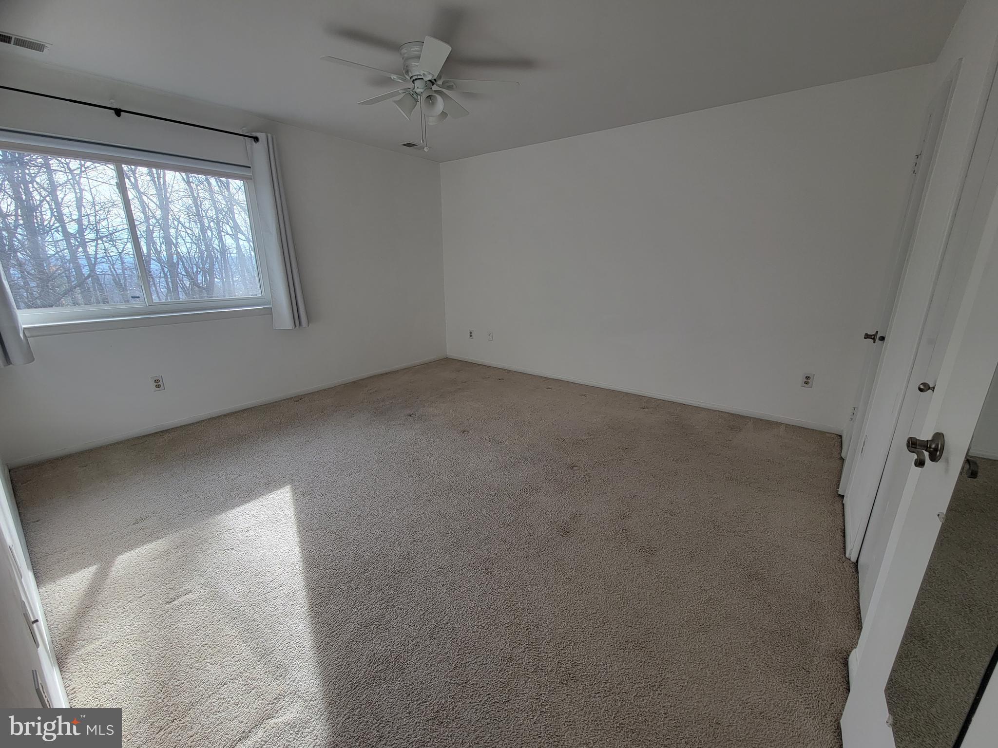 PARTRIDGE KNOLL - Residential Lease