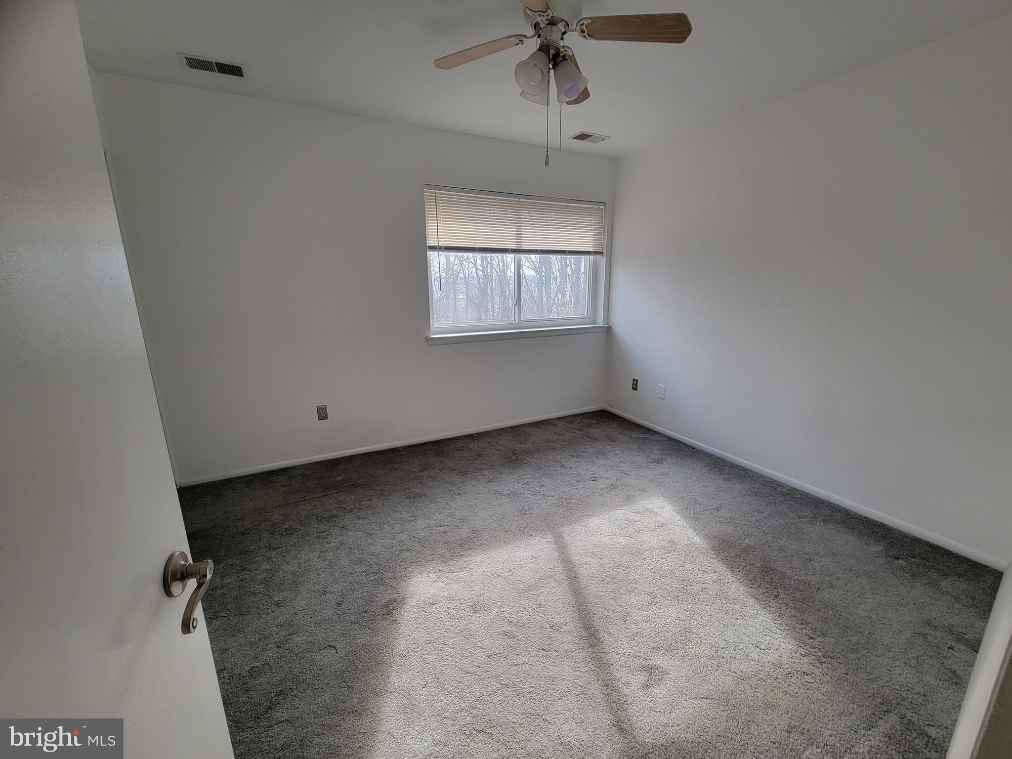 PARTRIDGE KNOLL - Residential Lease