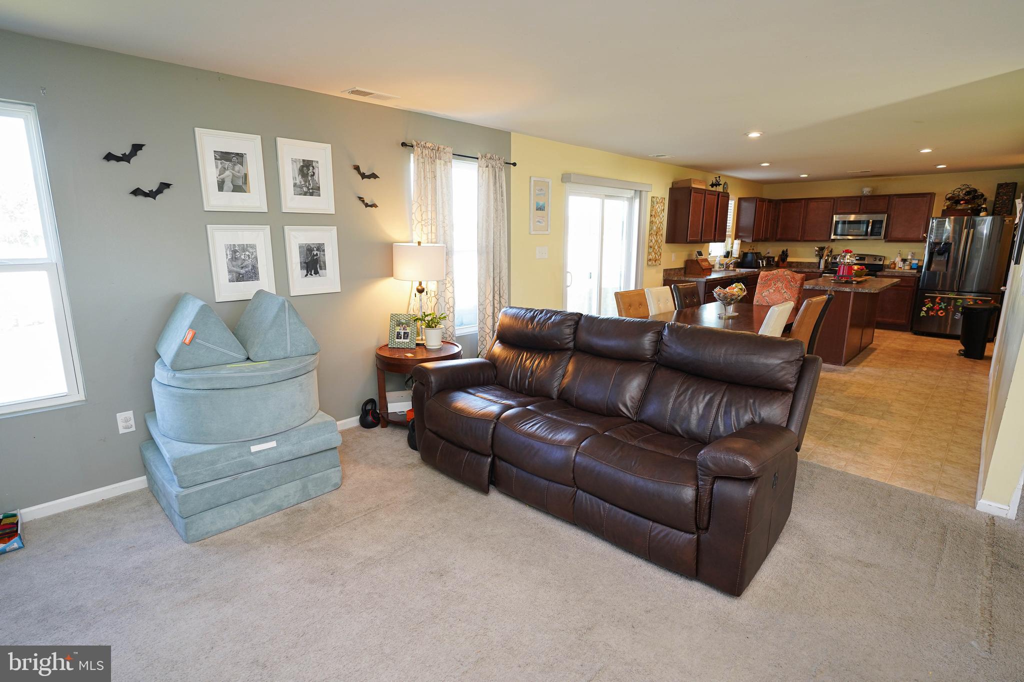 YORKSHIRE ESTATES - Residential