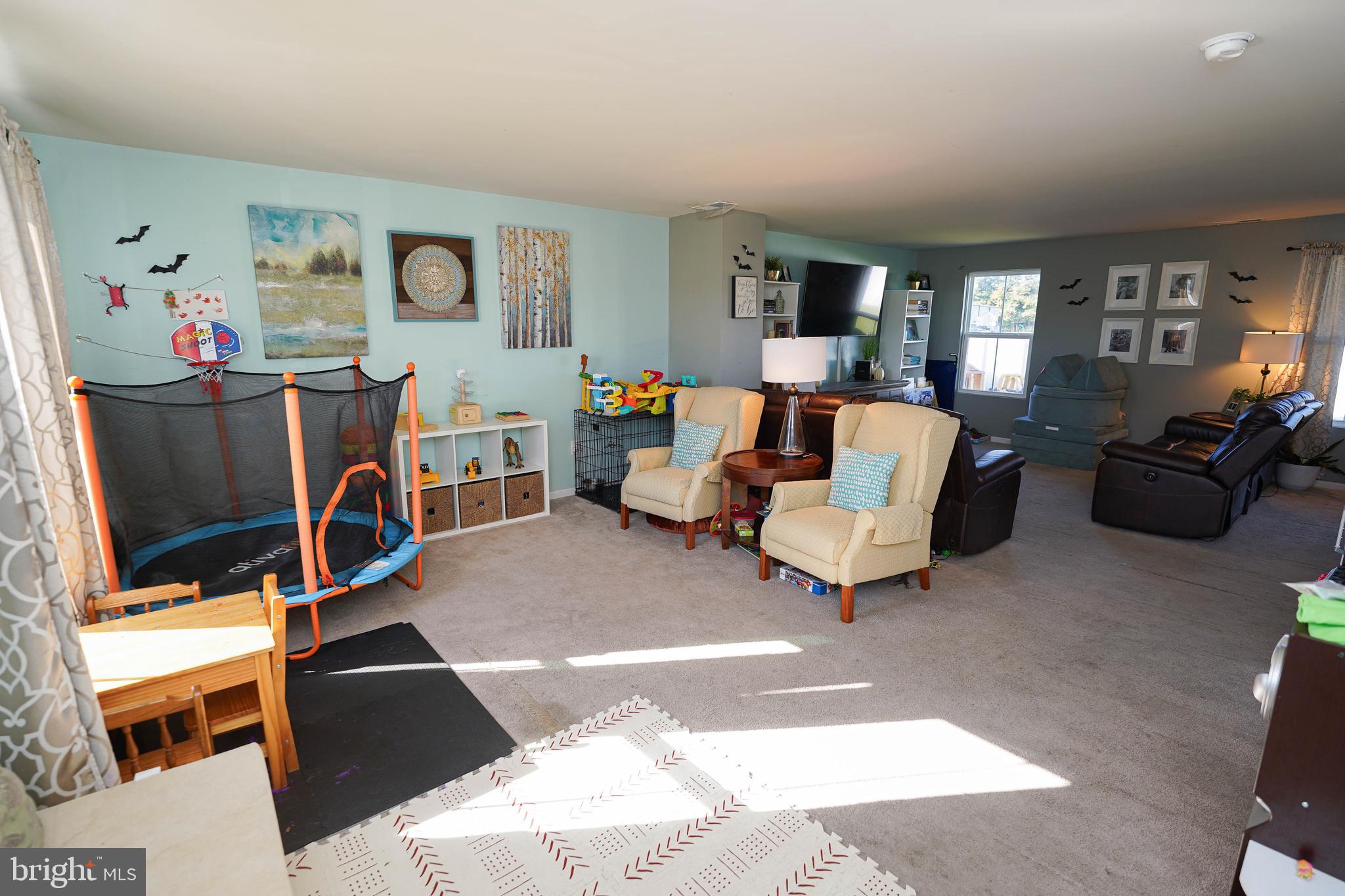 YORKSHIRE ESTATES - Residential