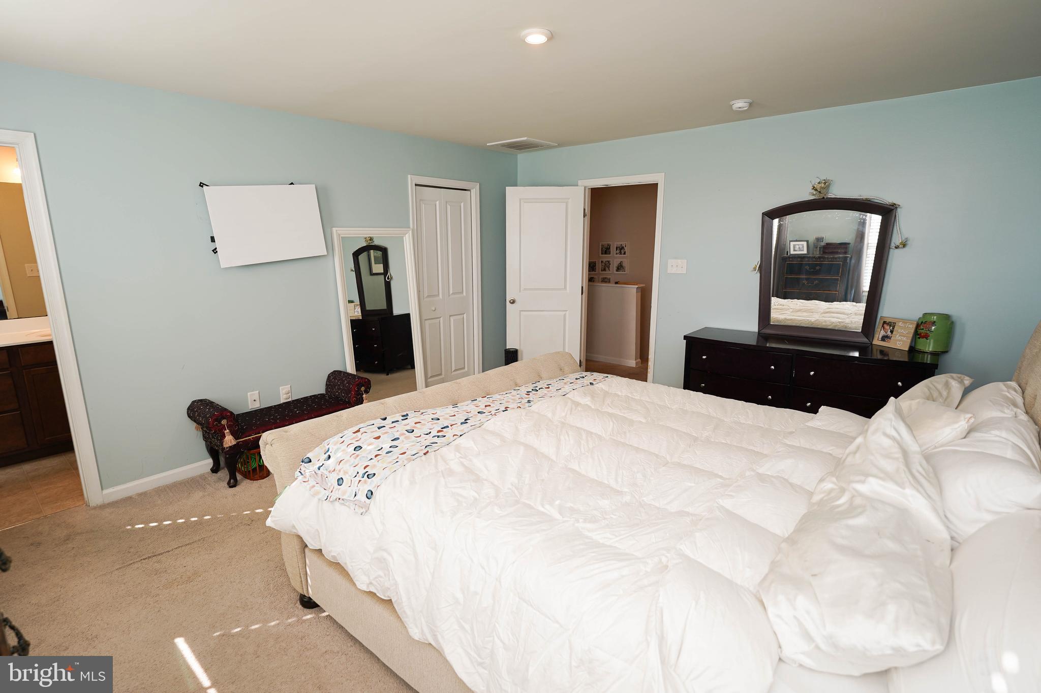 YORKSHIRE ESTATES - Residential