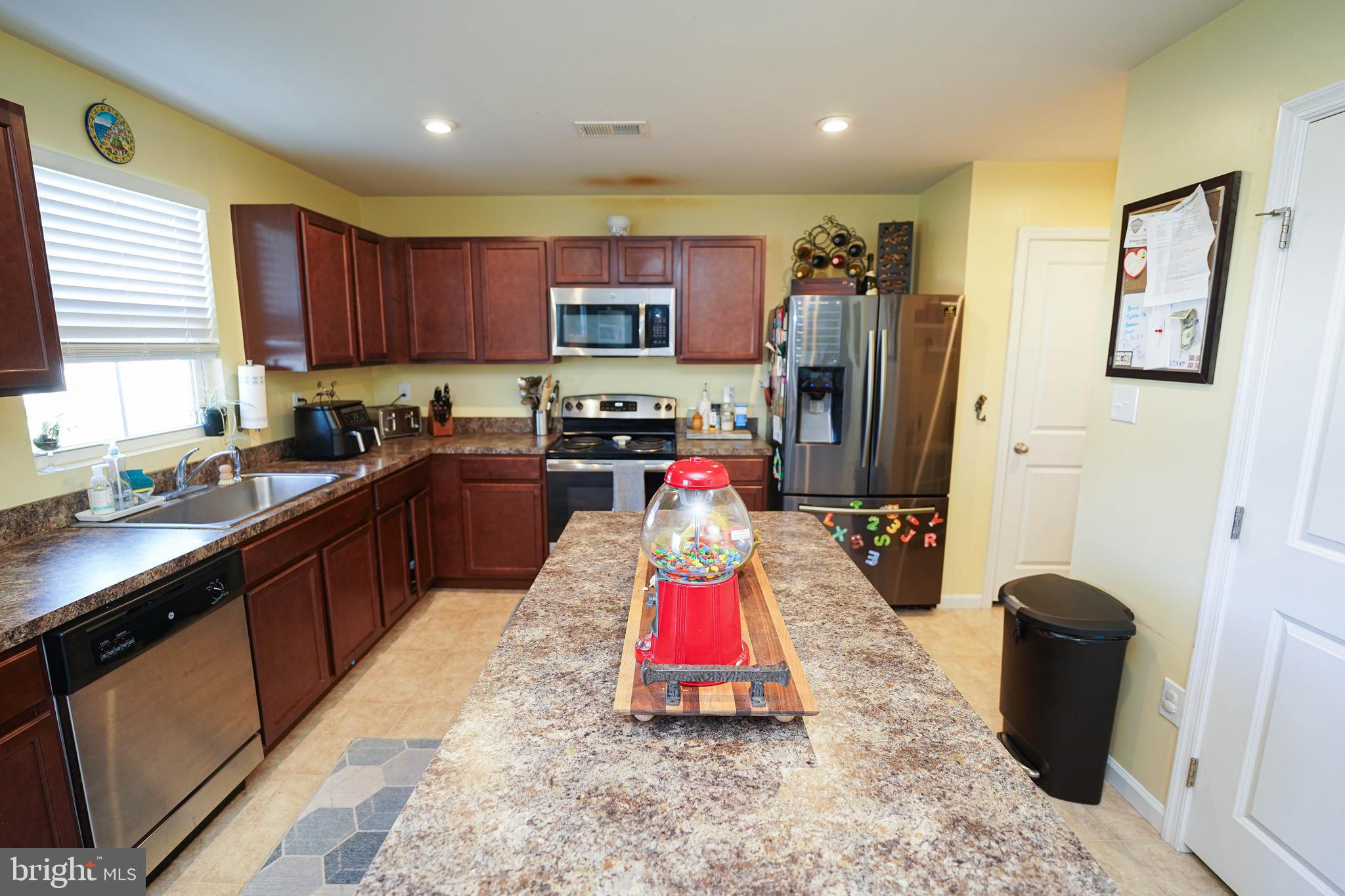 YORKSHIRE ESTATES - Residential