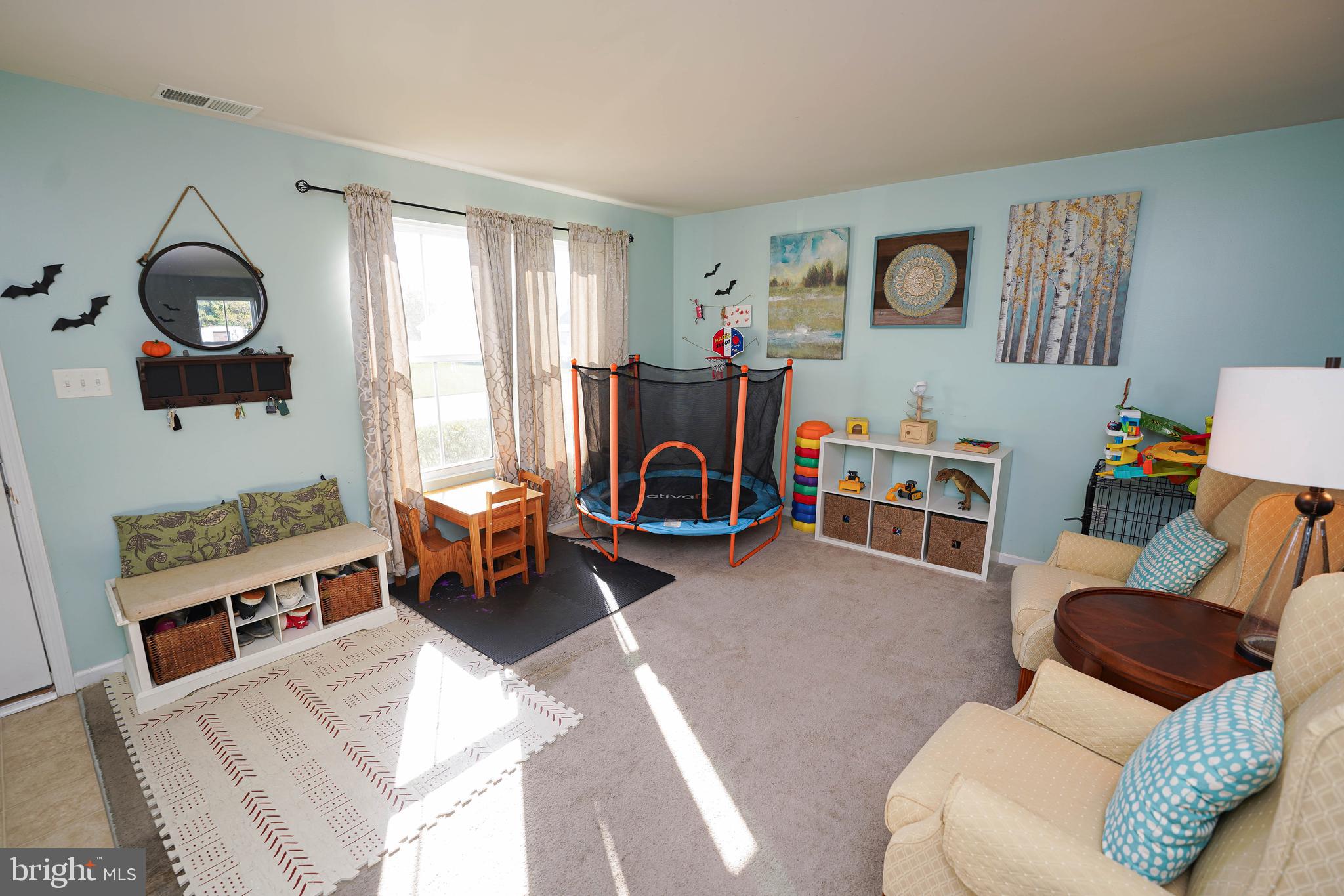 YORKSHIRE ESTATES - Residential